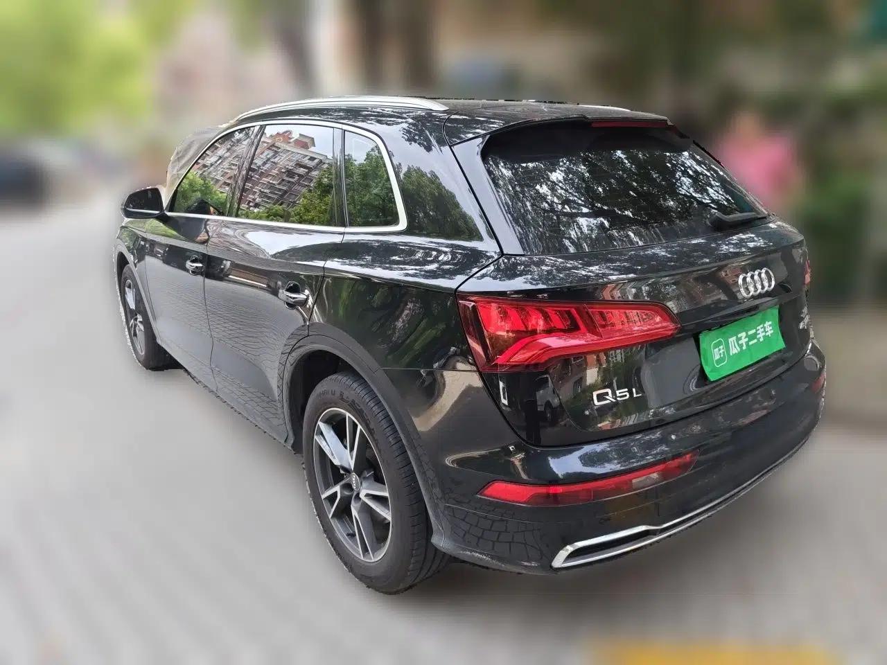 Audi Q5L 2020 45 TFSI Prestige Fashion Model — миниатюра 4