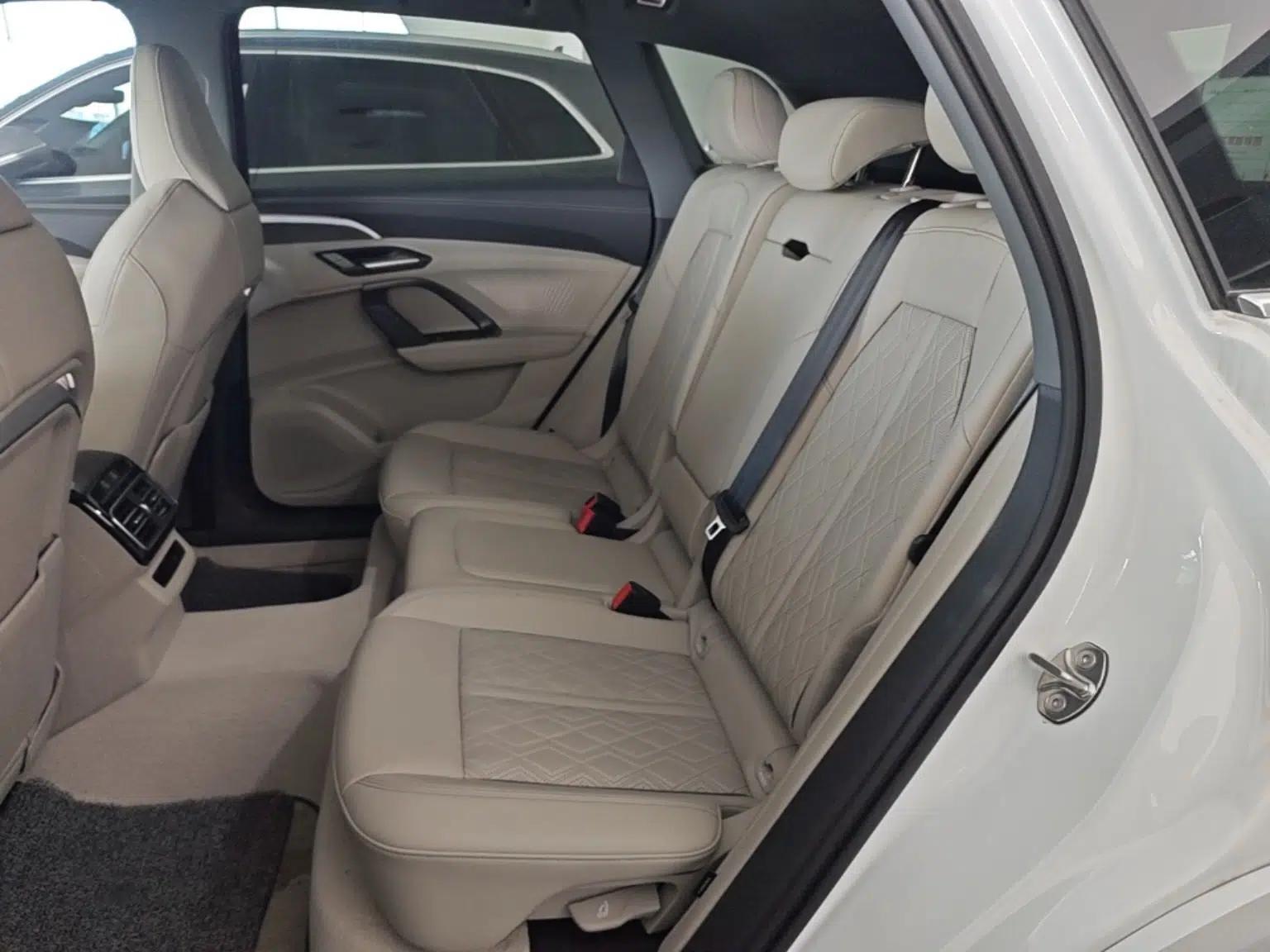 Audi Q5L 2026 150kW Smart Hybrid Luxury Edition — миниатюра 20