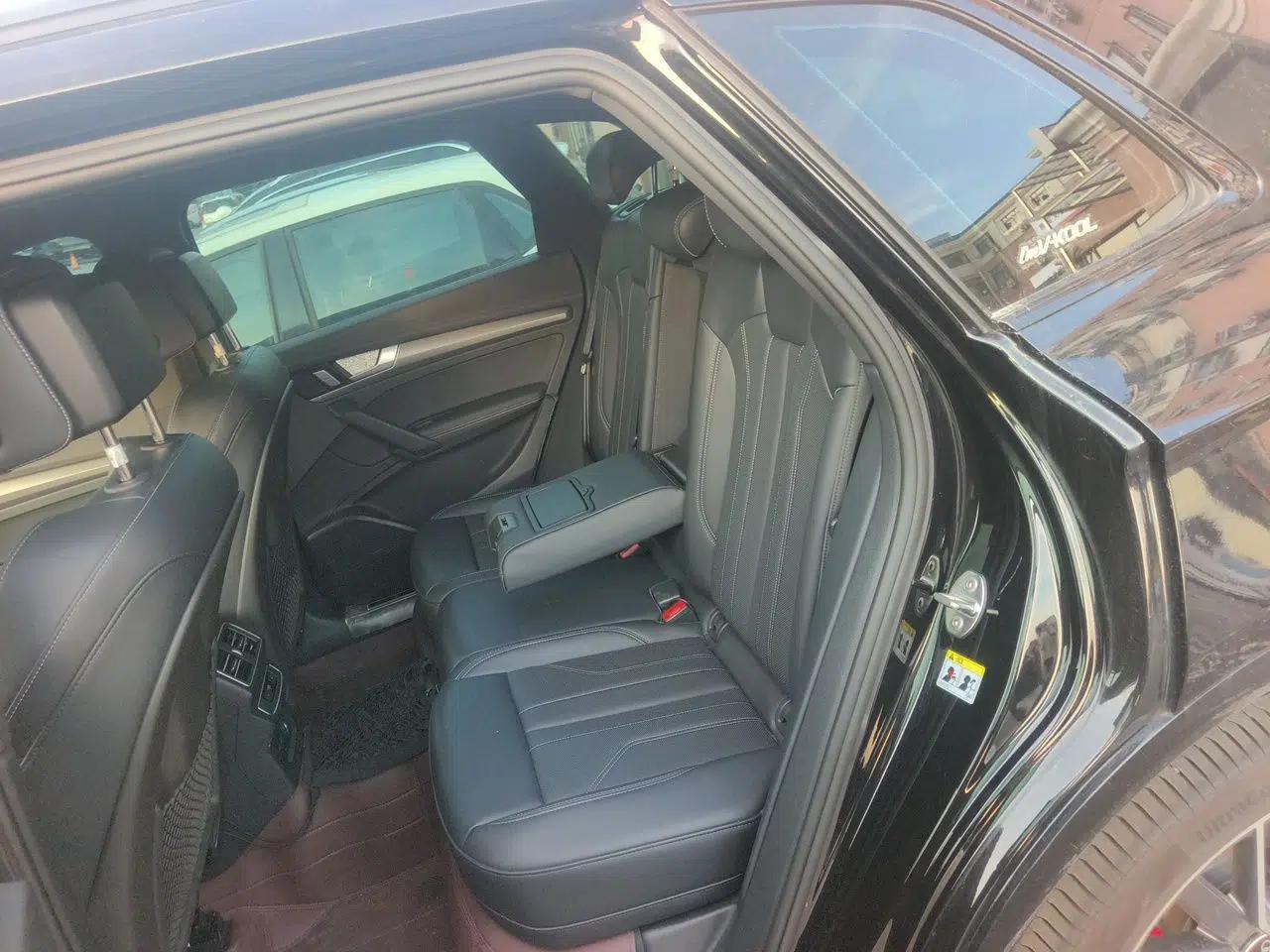 Audi Q5L 2025 45 TFSI Luxury Dynamic Edition — миниатюра 17