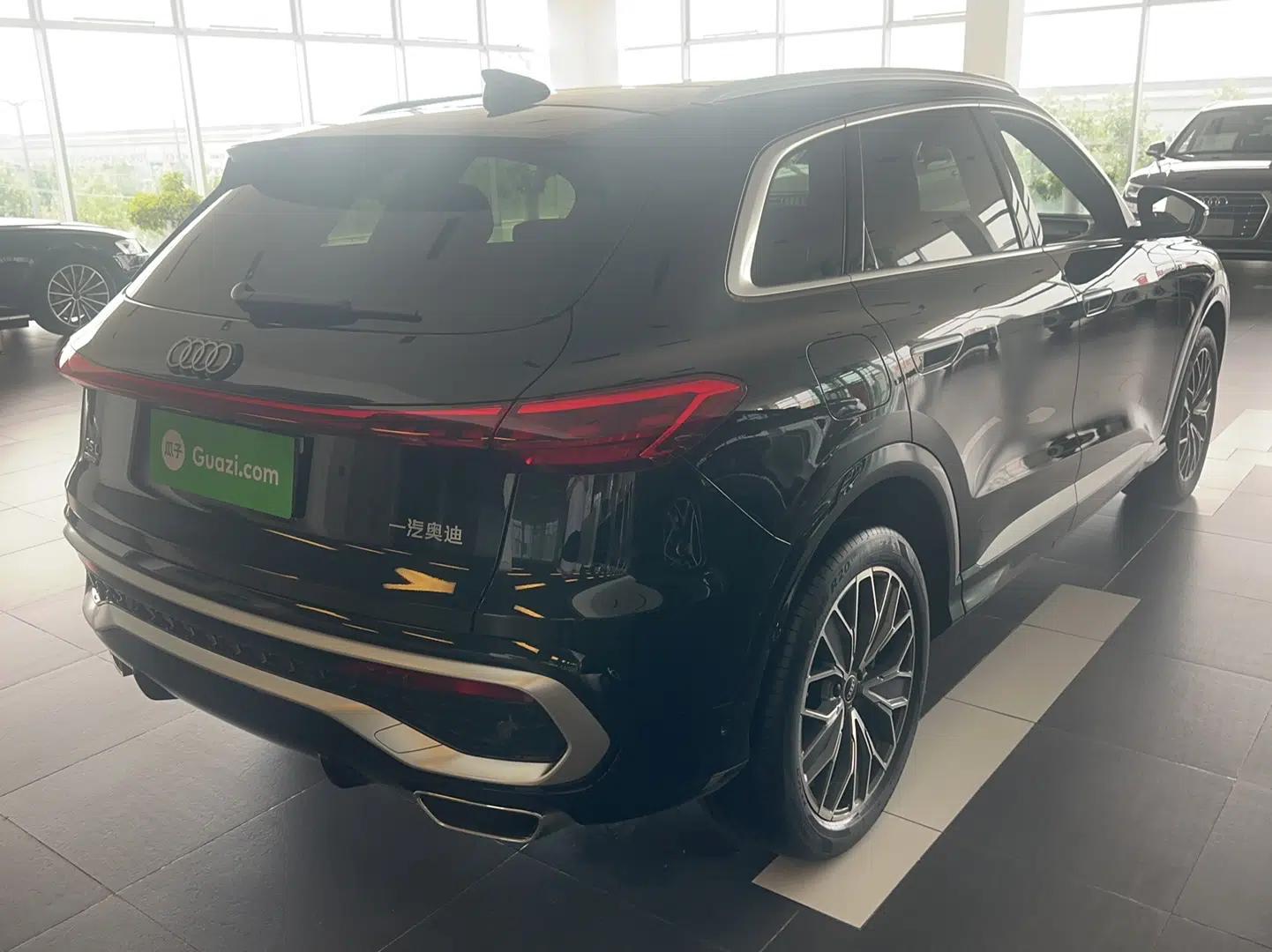 Audi Q5L 2026 Model Range: Exclusive Edition for 10 Million Users — миниатюра 6