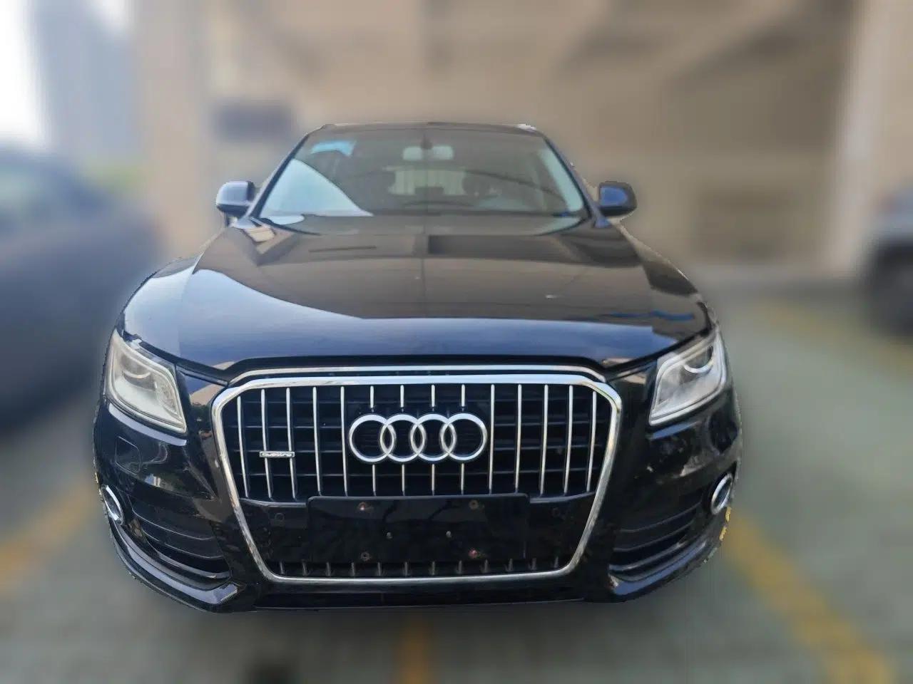 Audi Q5 2015 40 TFSI Comfort Model — миниатюра 2