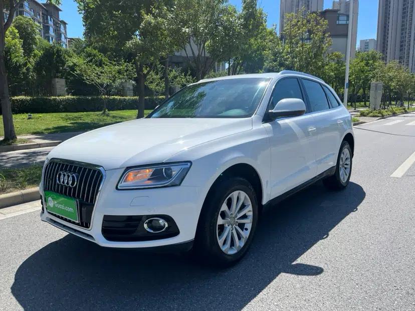 Audi Q5 2013 40 TFSI Technology Edition — миниатюра 1