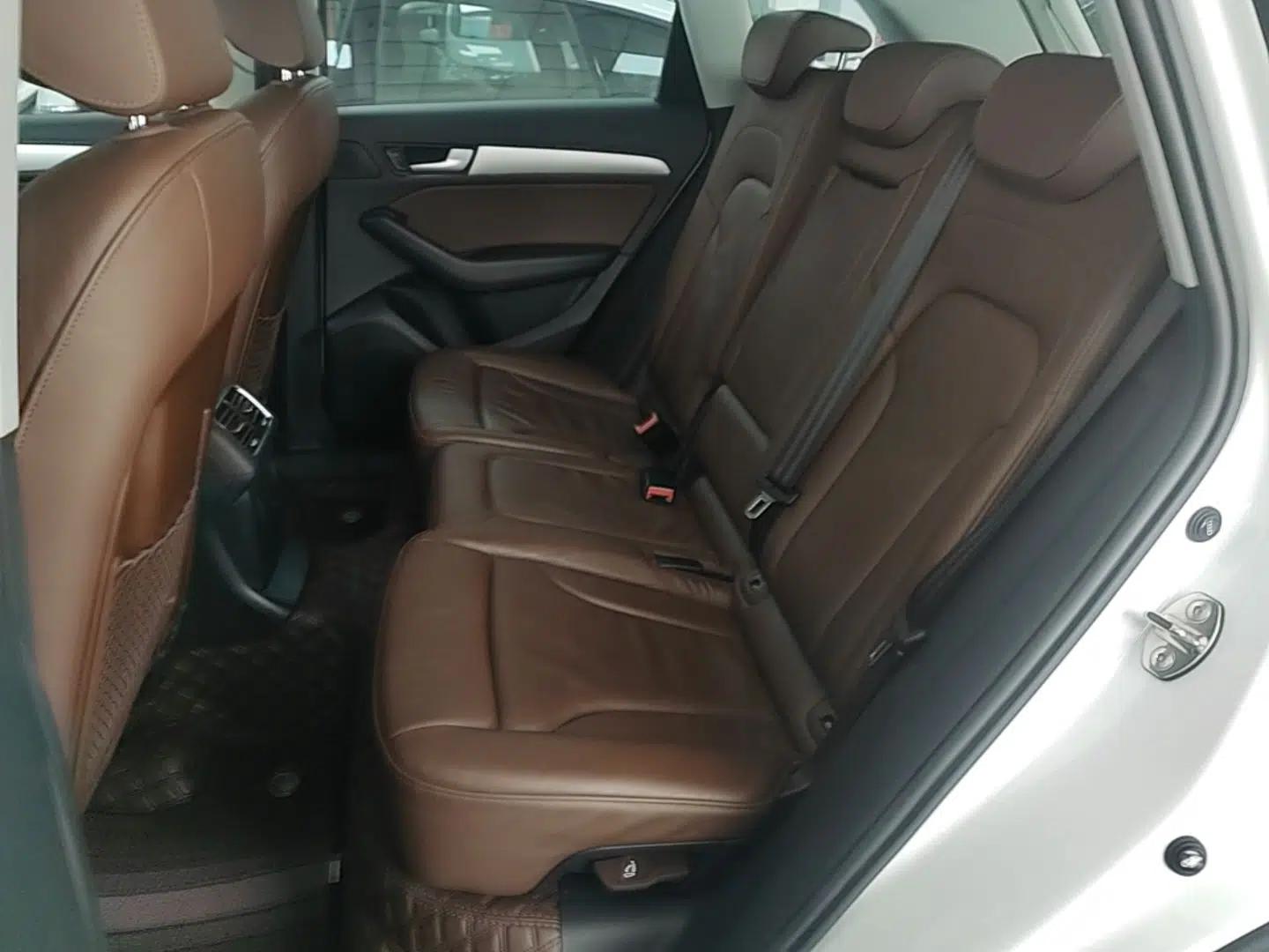 Audi Q5 2013 40 TFSI Technology Edition — миниатюра 28