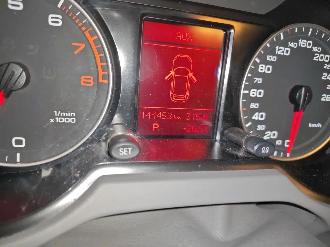 Audi Q5 2010 2.0TFSI Technology Edition — миниатюра 12