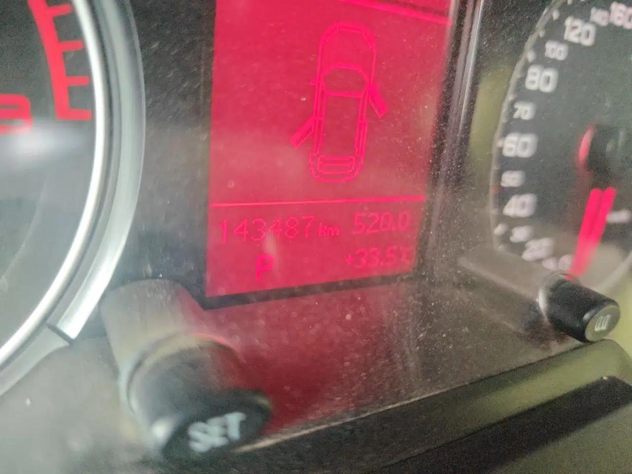 Audi Q5 2012 2.0TFSI Technology Model — миниатюра 12