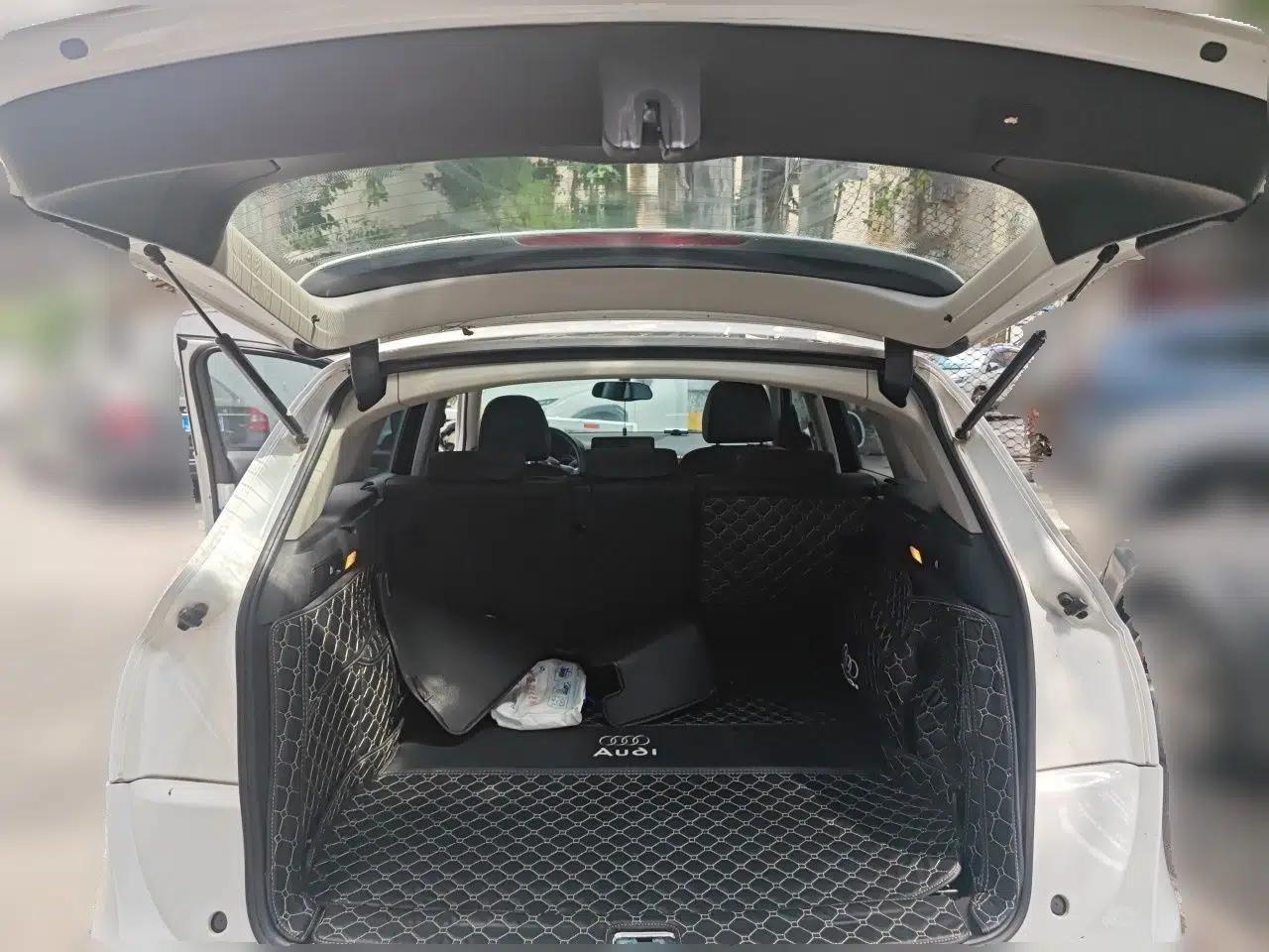 Audi Q5 2011 2.0TFSI Comfort Version — миниатюра 19