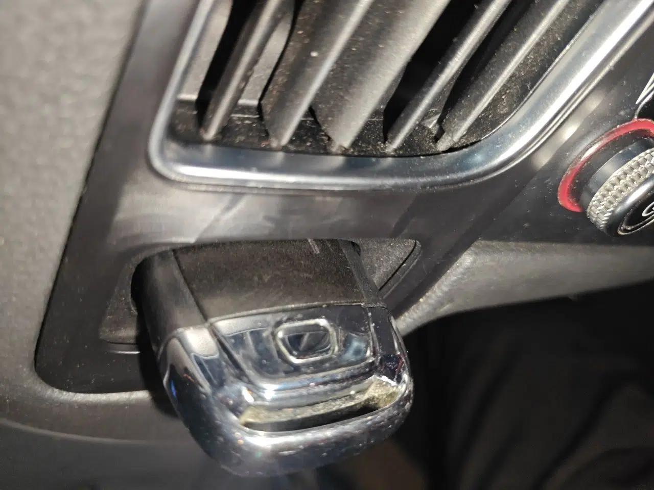 Audi Q5 2015 40 TFSI Technology Edition — миниатюра 17