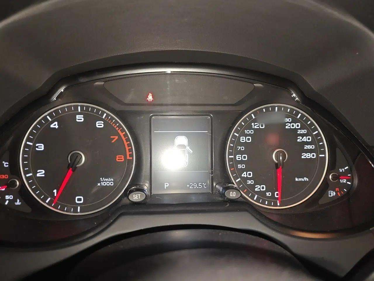 Audi Q5 2015 40 TFSI Technology Edition — миниатюра 10