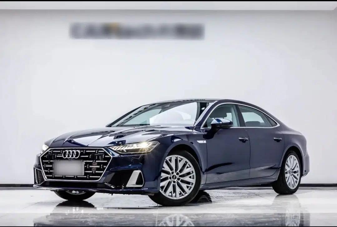 Audi A7L 2024 45TFSI S-line Dream-Building Edition Flow Crystal Package — миниатюра 1