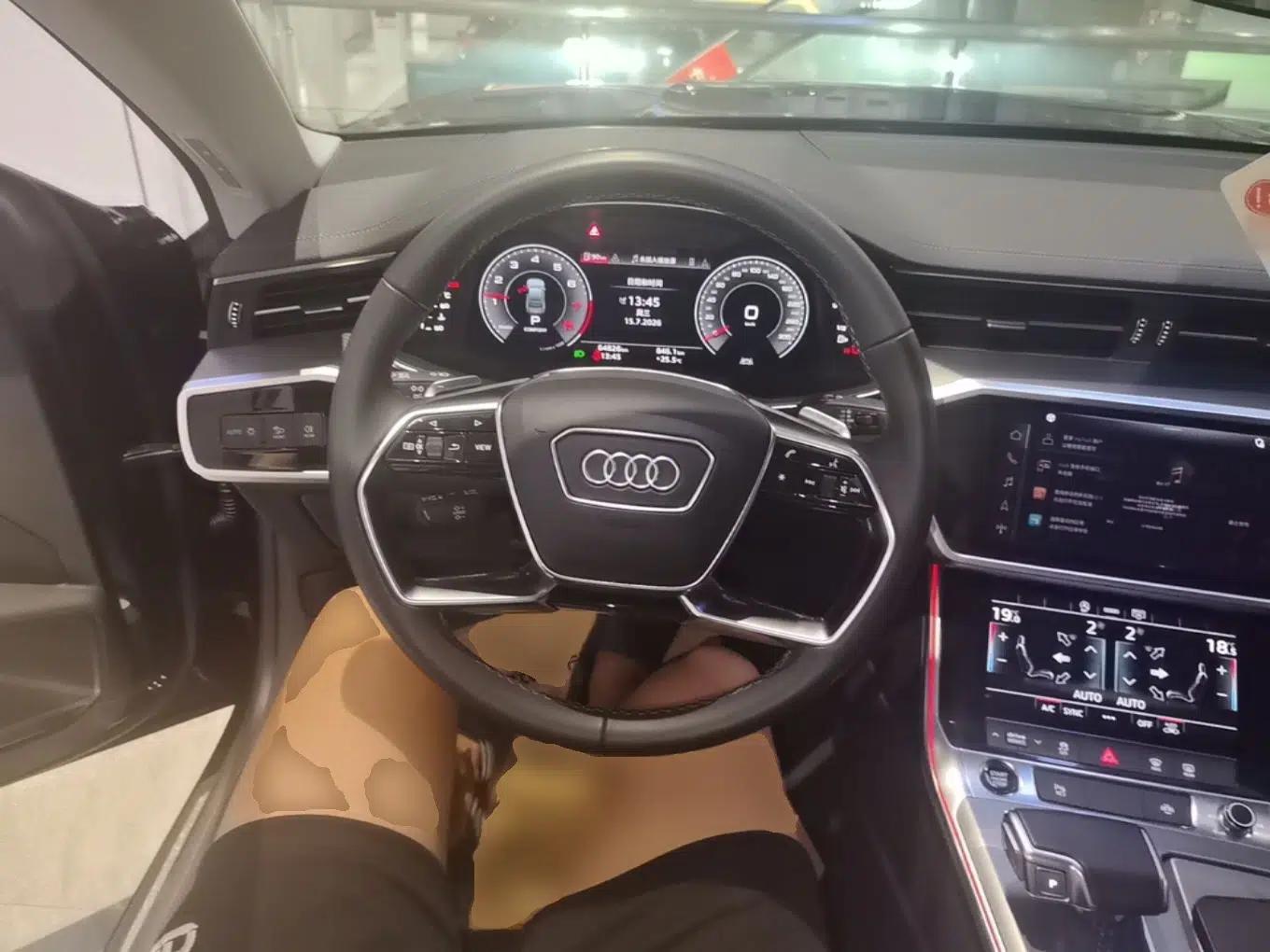 Audi A7L 2024 45TFSI S-line Dream-Building Edition Flow Crystal Package — миниатюра 18
