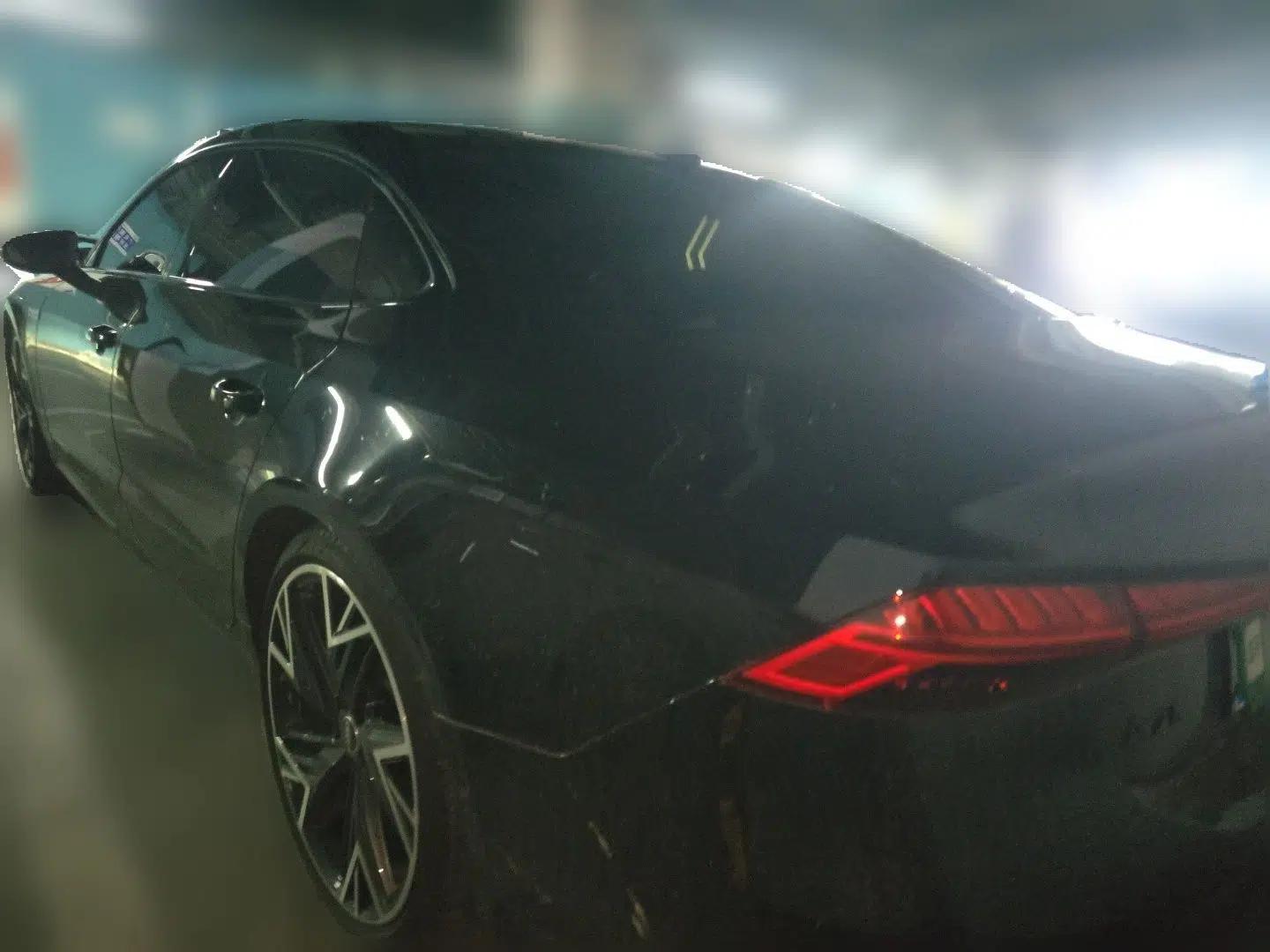 Audi A7L 2024 45 TFSI quattro Black Warrior Edition — миниатюра 4