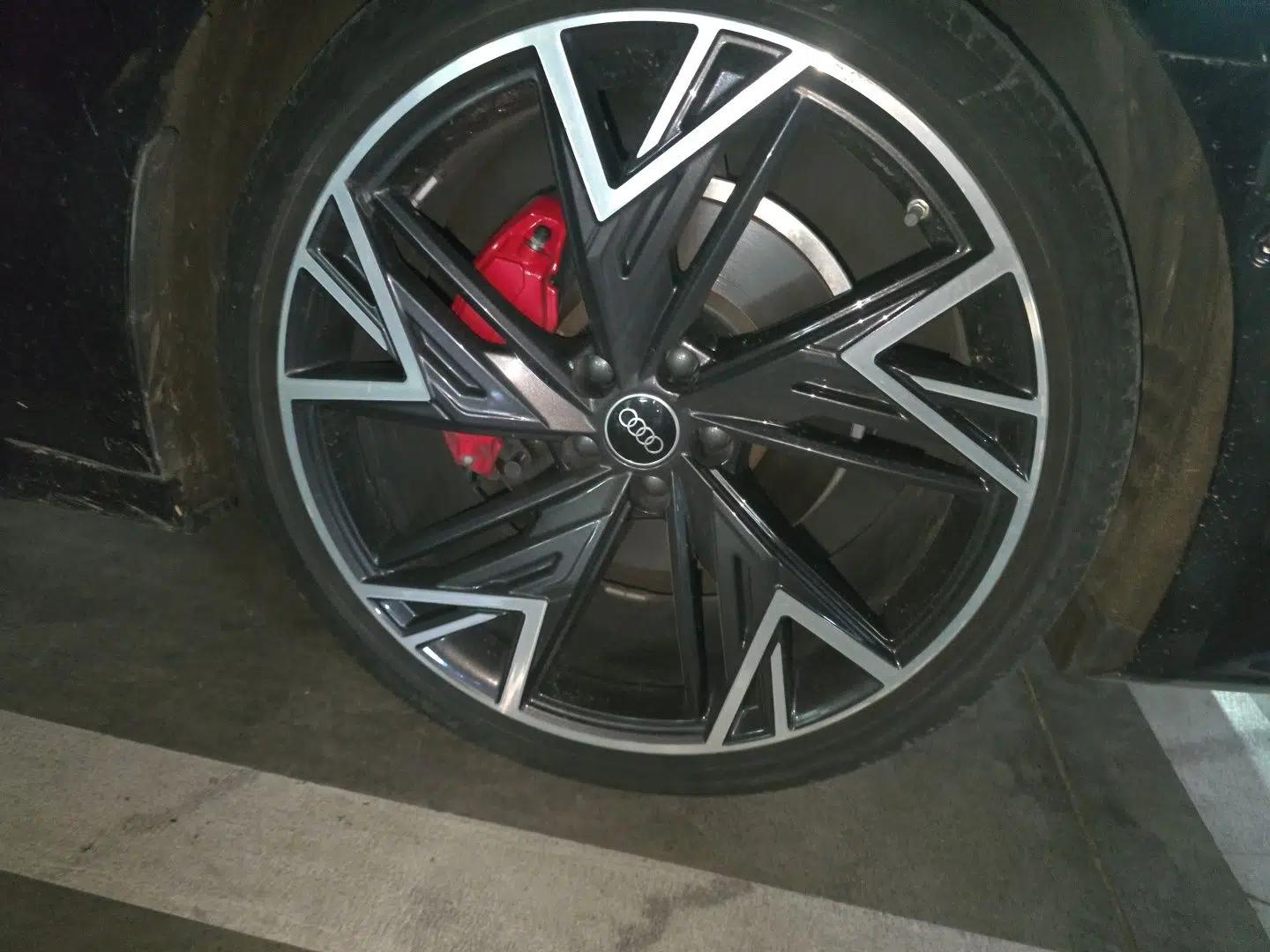 Audi A7L 2024 45 TFSI quattro Black Warrior Edition — миниатюра 8