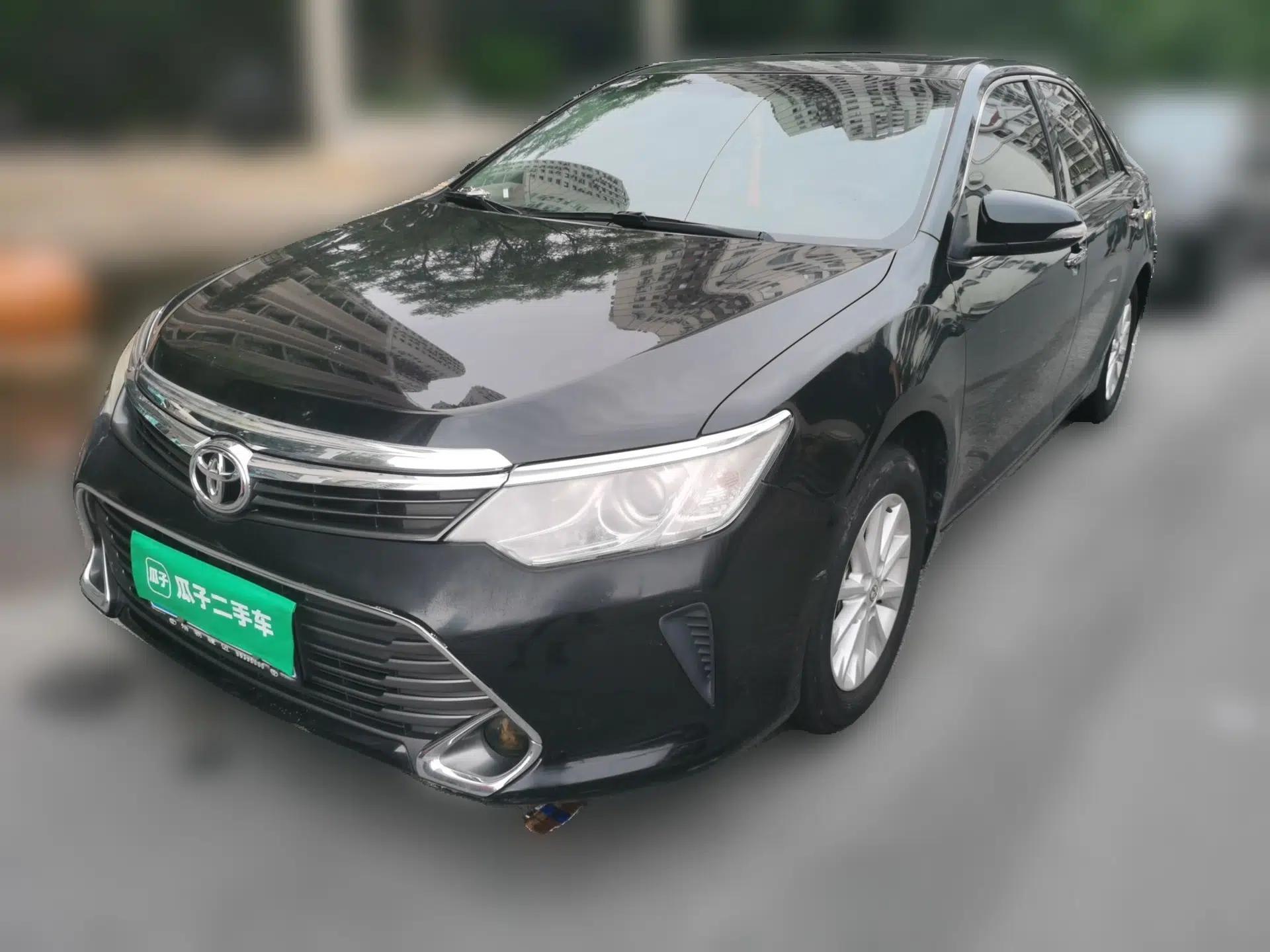 Toyota Camry 2015 2.0G Premier Edition — миниатюра 1