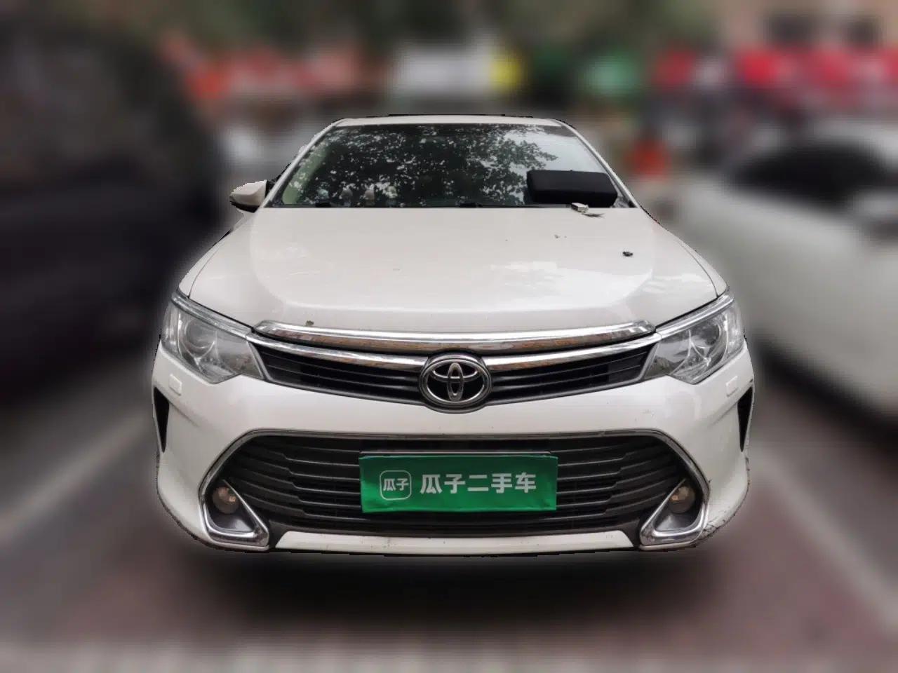 Toyota Camry 2015 2.0G Luxury Edition — миниатюра 2