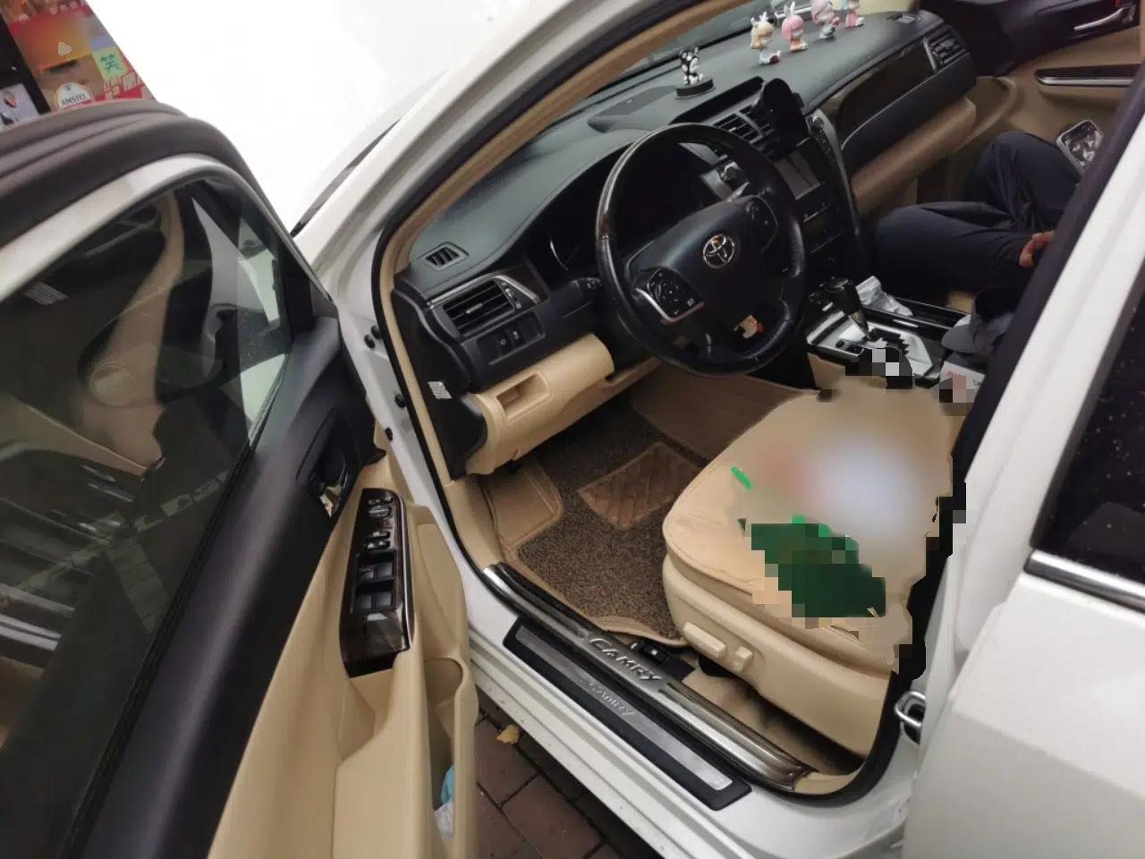 Toyota Camry 2015 2.0G Luxury Edition — миниатюра 19