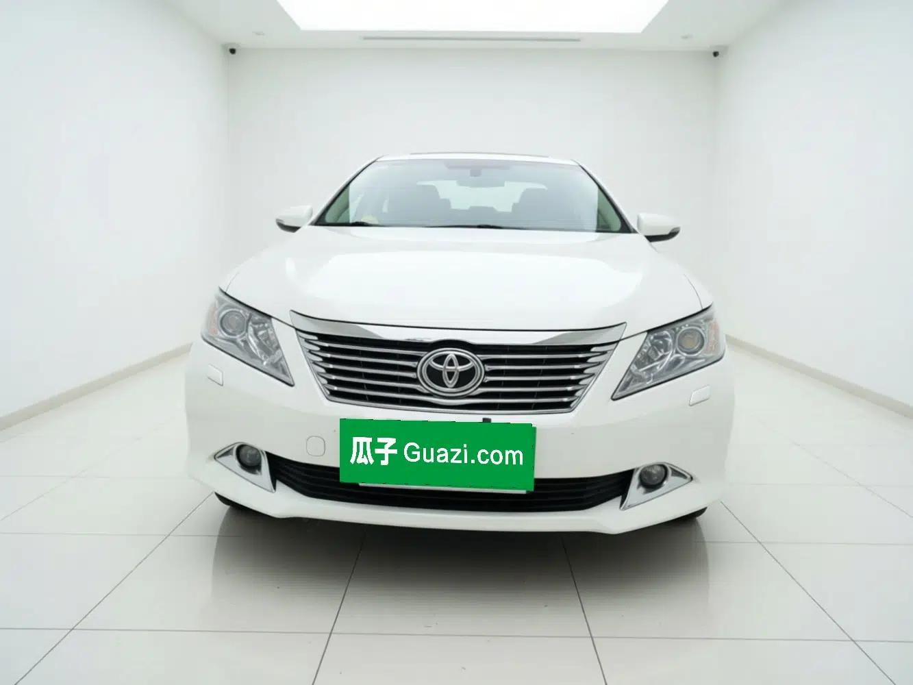 Toyota Camry 2012 2.5G Luxury Edition — миниатюра 2