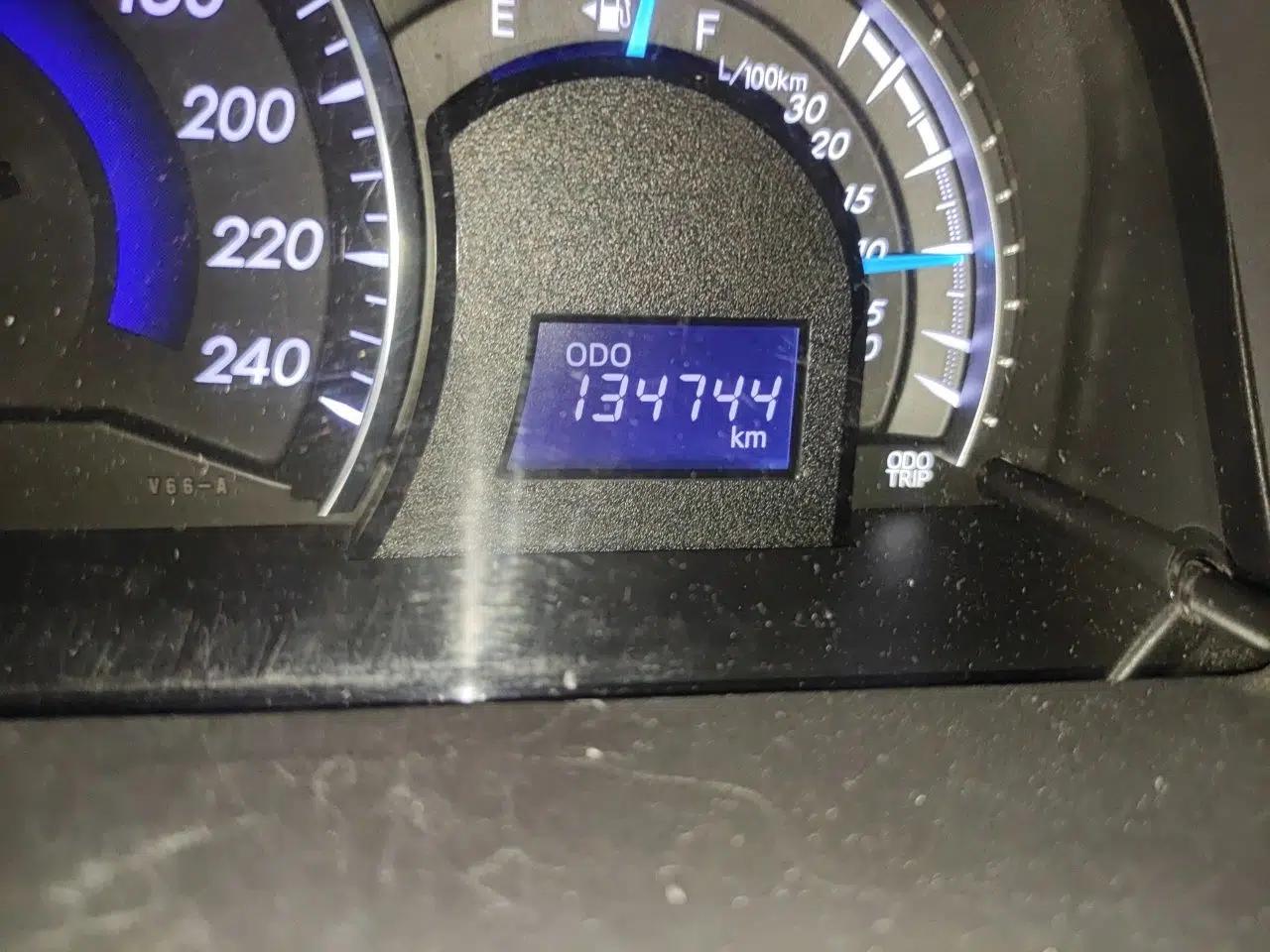 Toyota Camry 2012 2.5G Luxury Edition — миниатюра 11