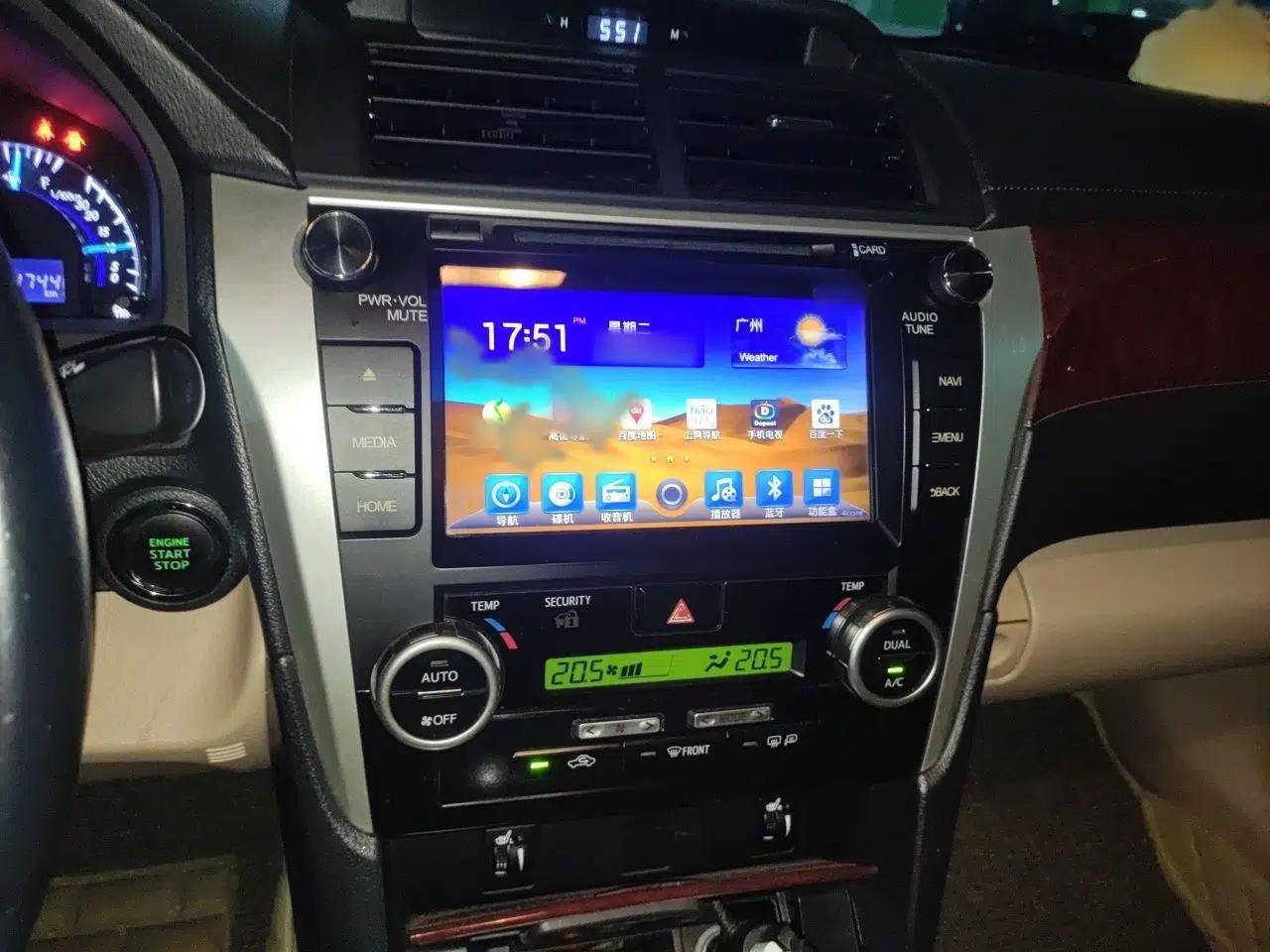 Toyota Camry 2012 2.5G Luxury Edition — миниатюра 12