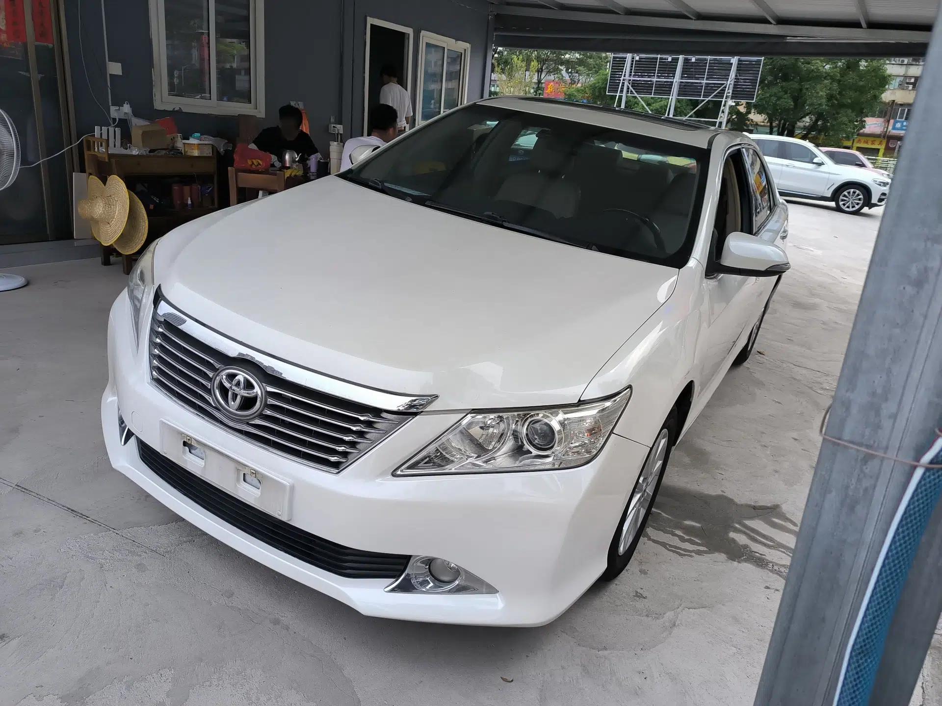 Toyota Camry 2013 2.0G Comfort Edition — миниатюра 1