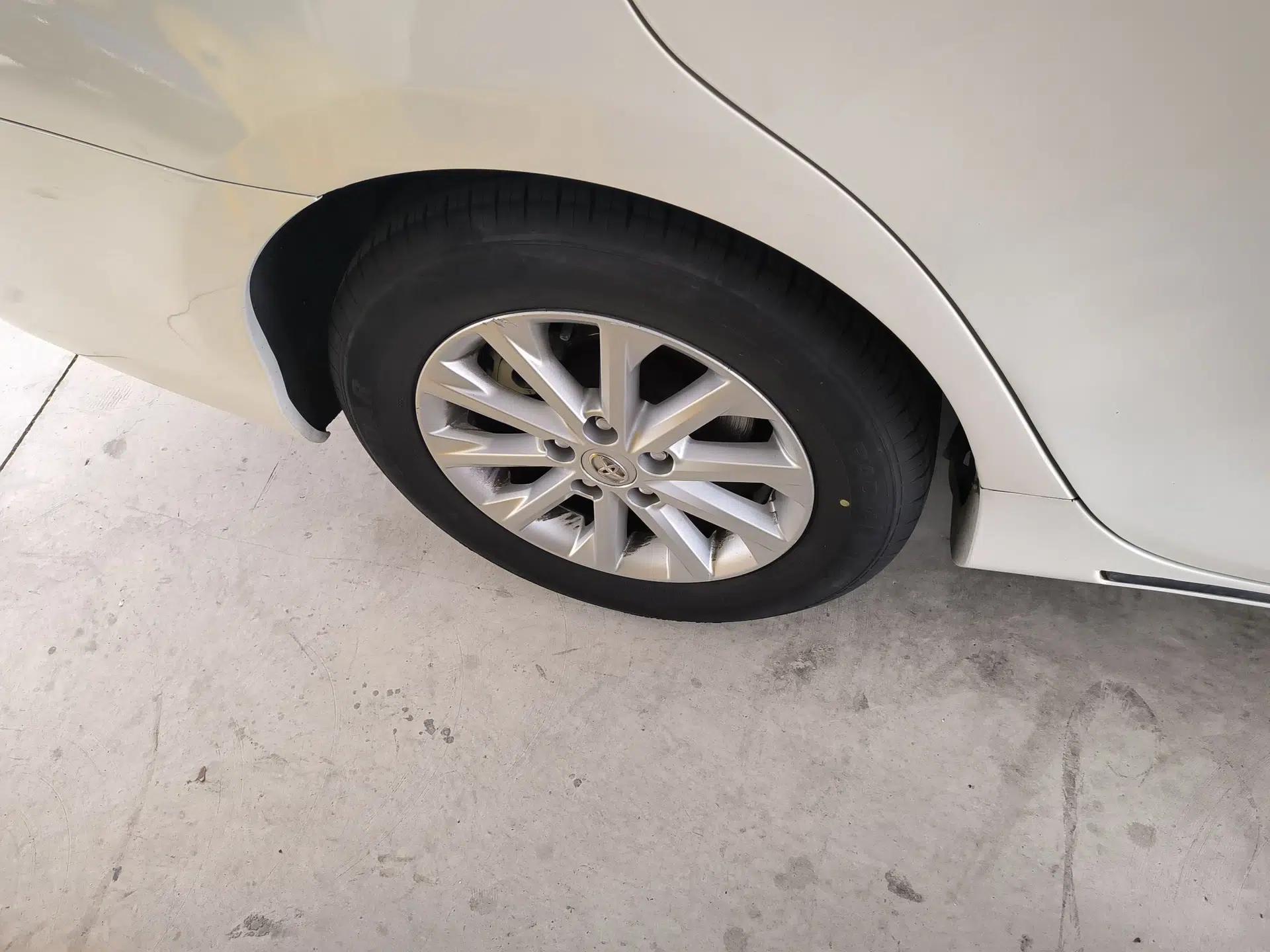 Toyota Camry 2013 2.0G Comfort Edition — миниатюра 11