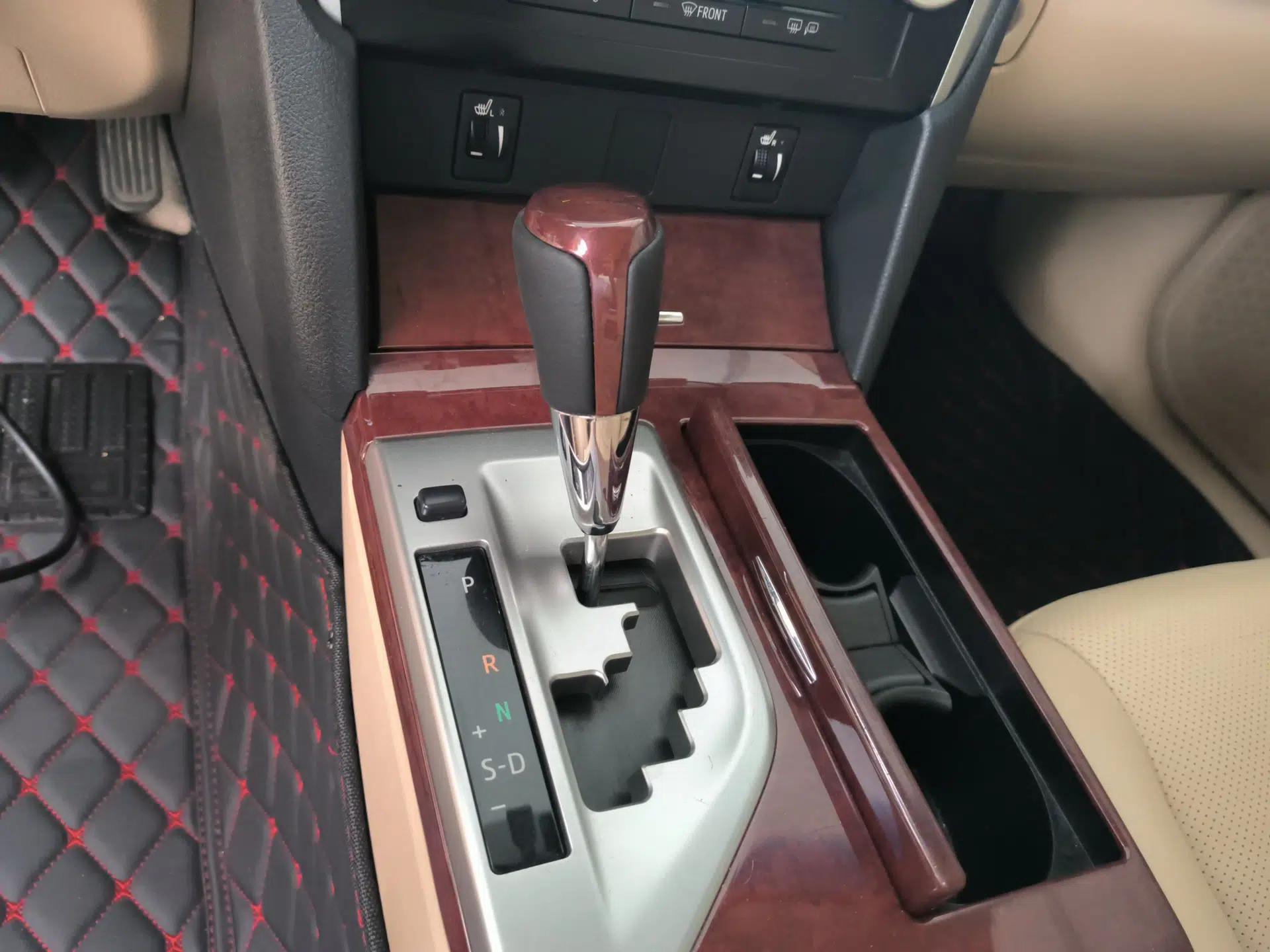 Toyota Camry 2013 2.0G Comfort Edition — миниатюра 16