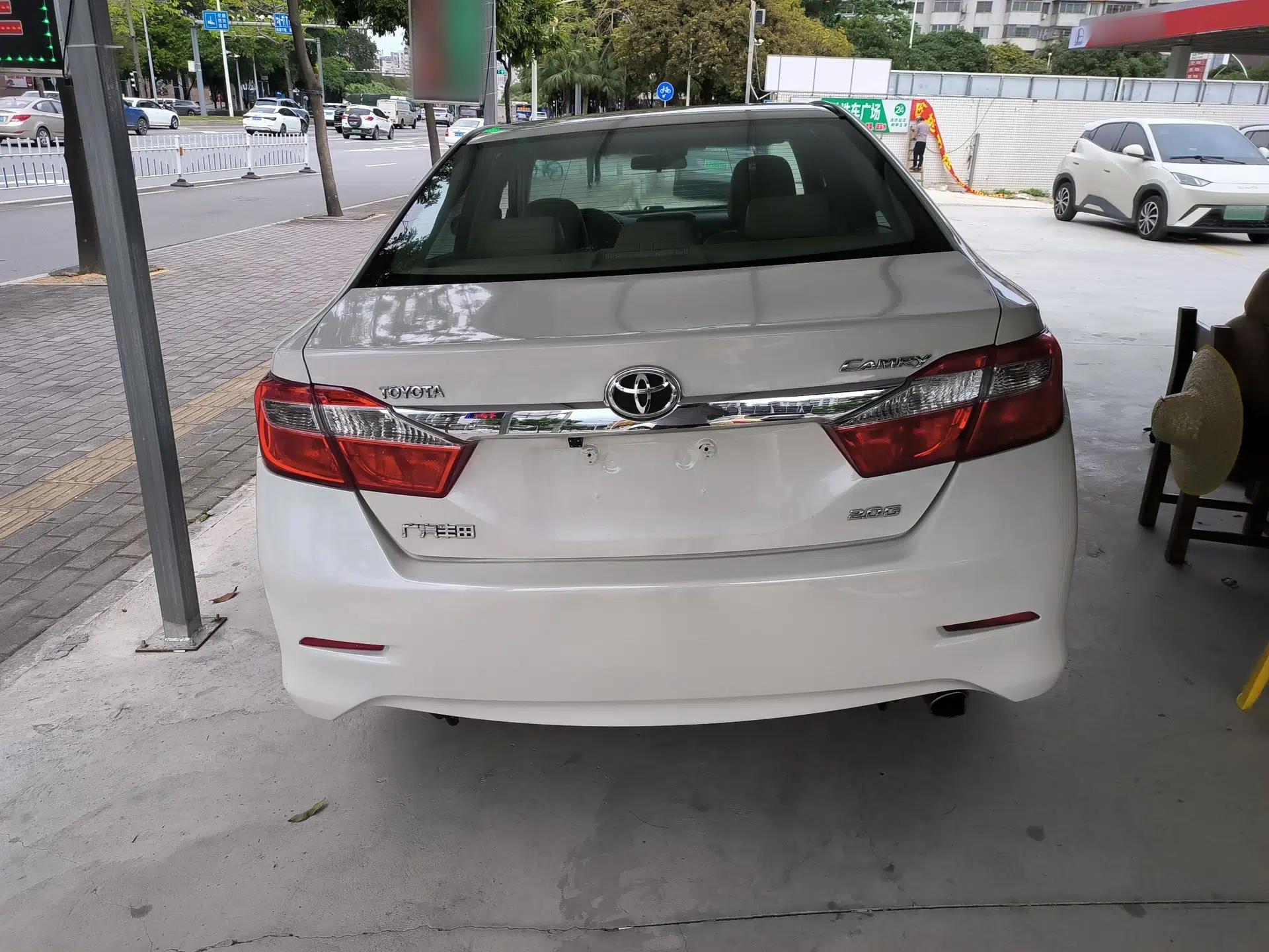 Toyota Camry 2013 2.0G Comfort Edition — миниатюра 5