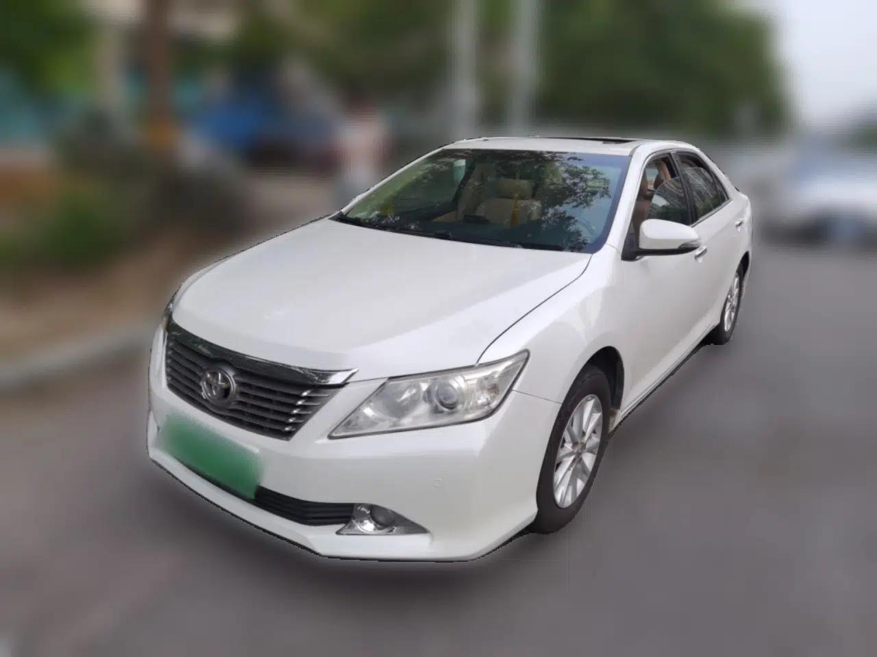 Toyota Camry 2013 2.0G Comfort Edition — миниатюра 1