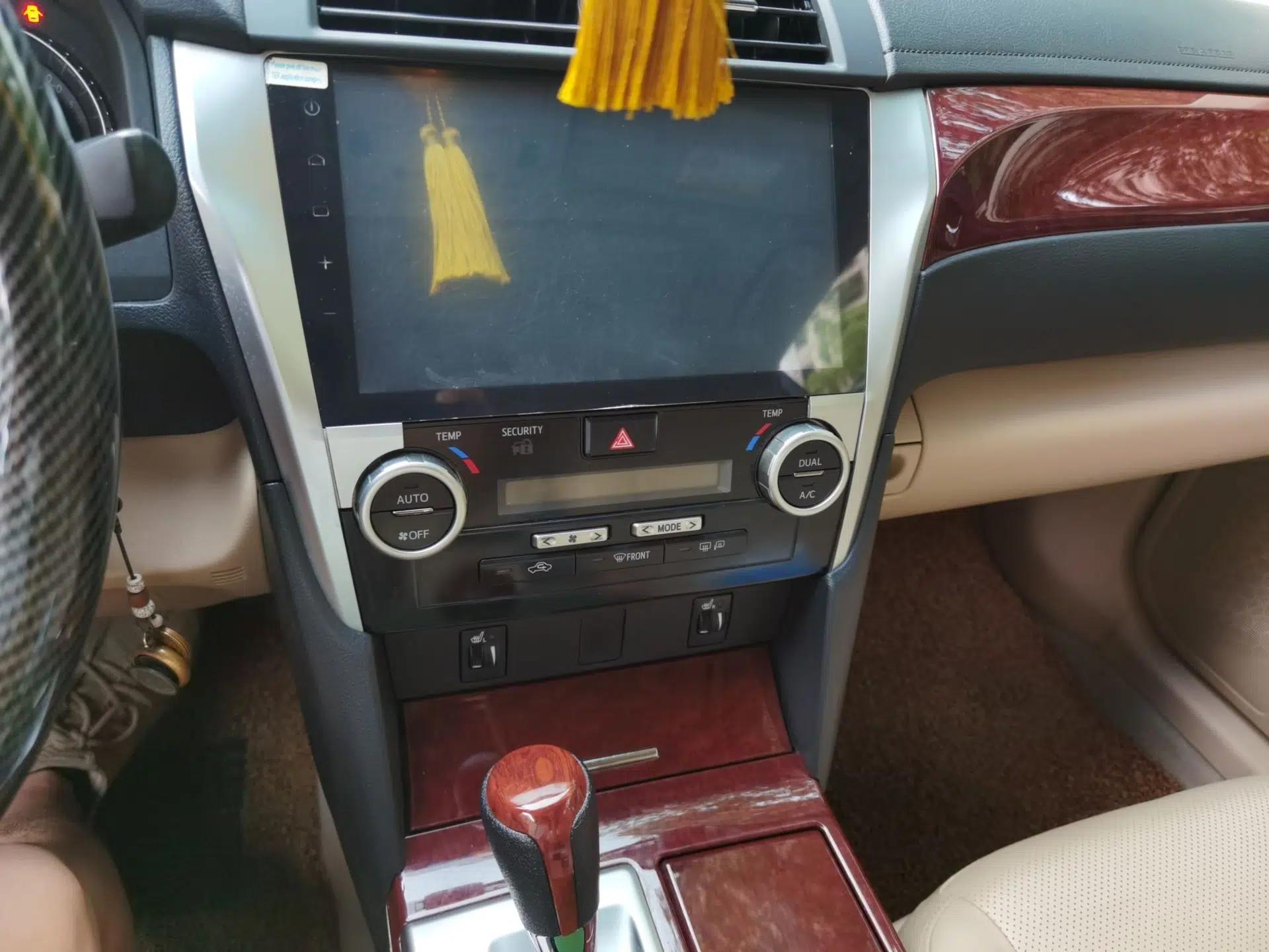 Toyota Camry 2013 2.0G Comfort Edition — миниатюра 13