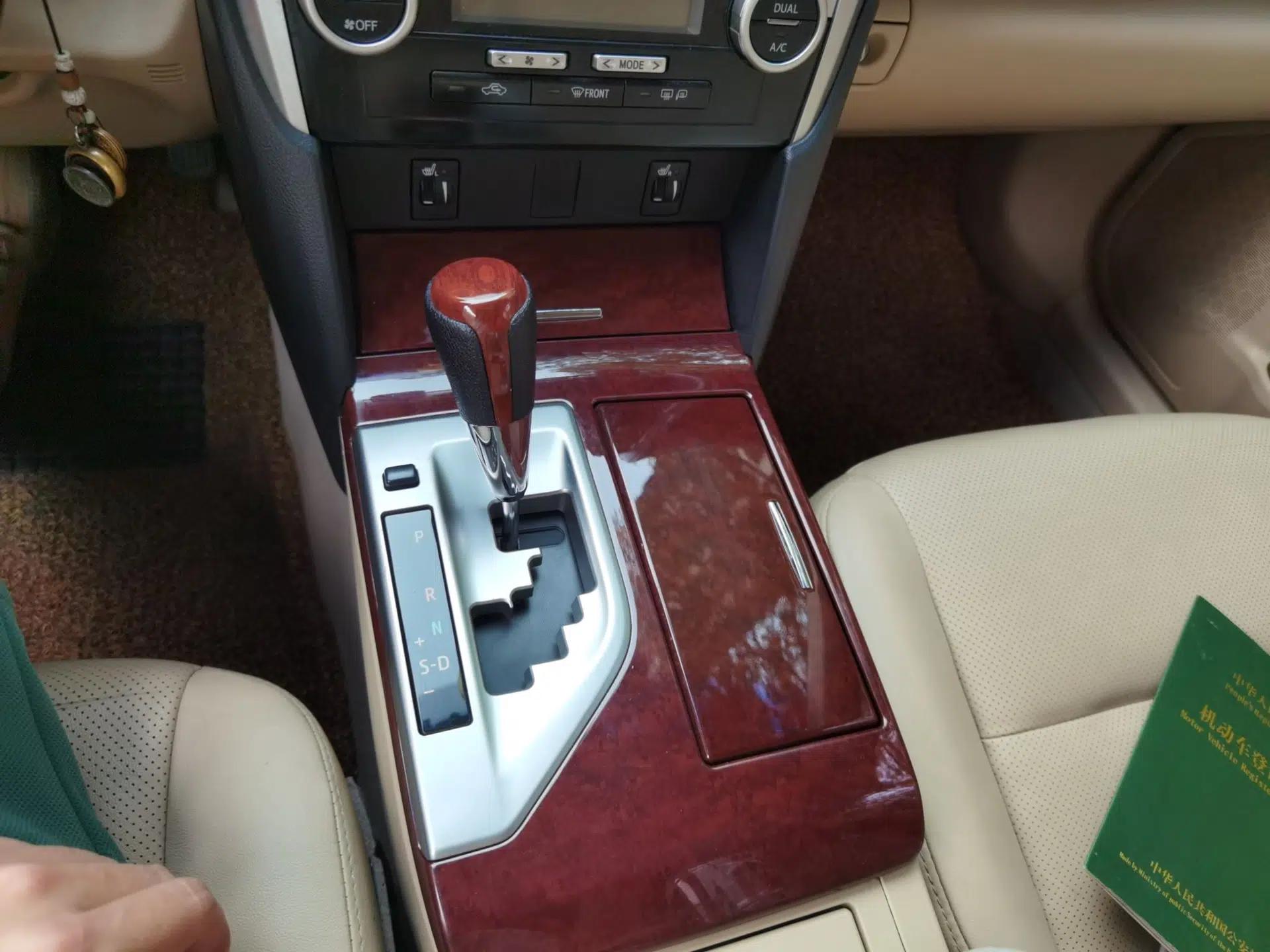 Toyota Camry 2013 2.0G Comfort Edition — миниатюра 14
