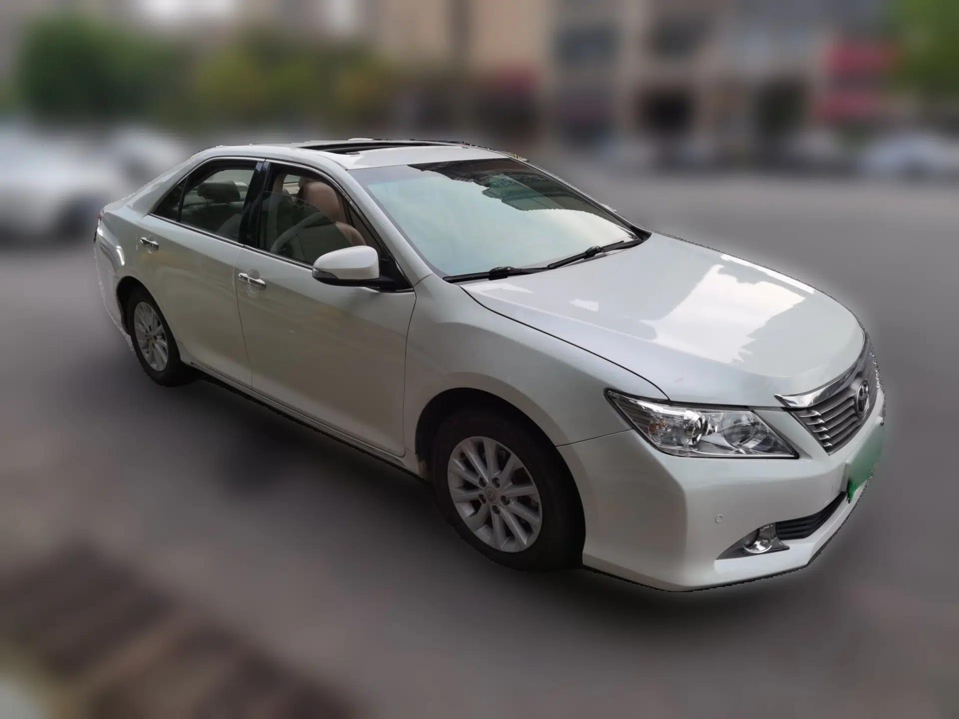 Toyota Camry 2013 2.0G Comfort Edition — миниатюра 3