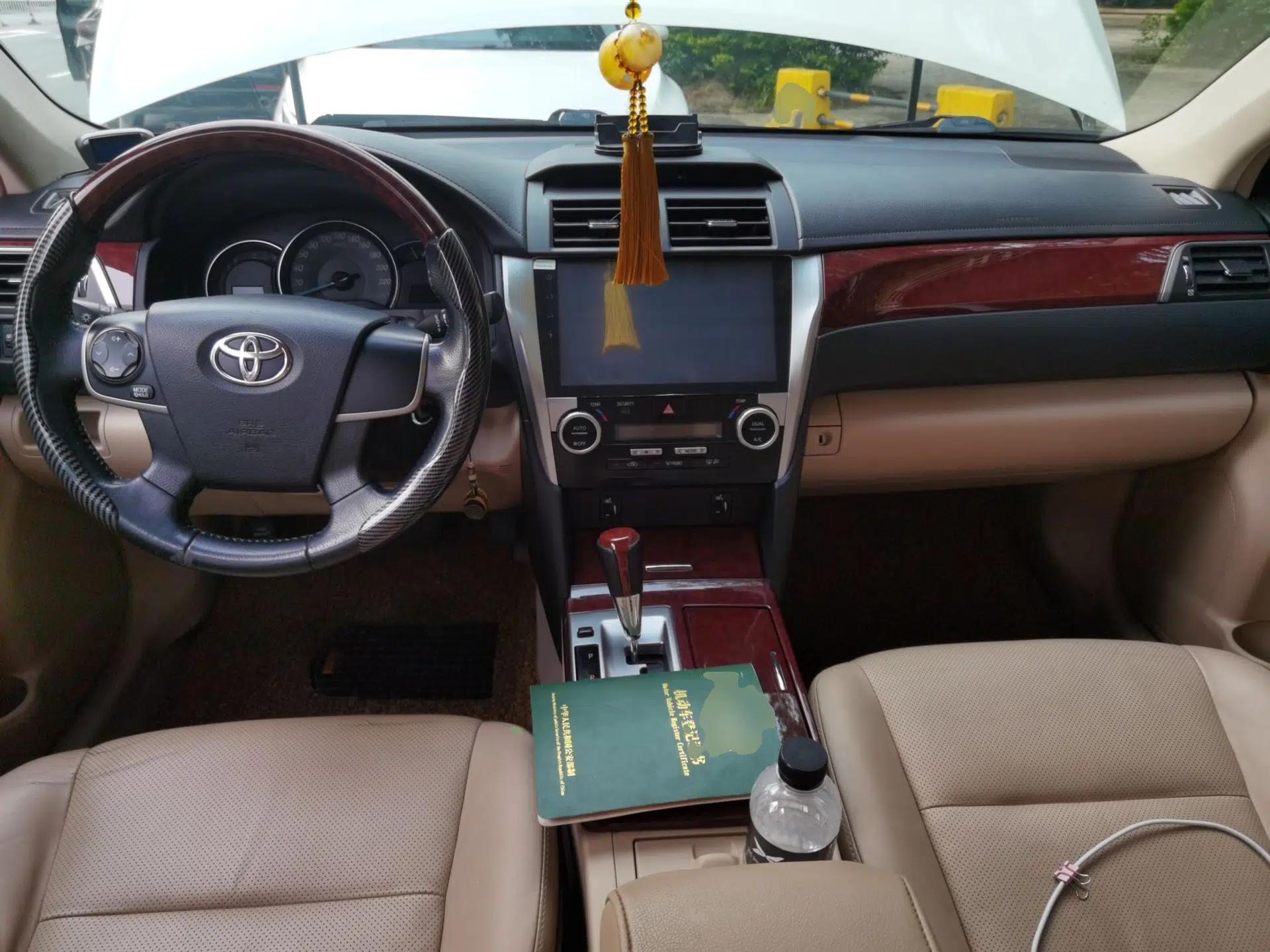 Toyota Camry 2013 2.0G Comfort Edition — миниатюра 9