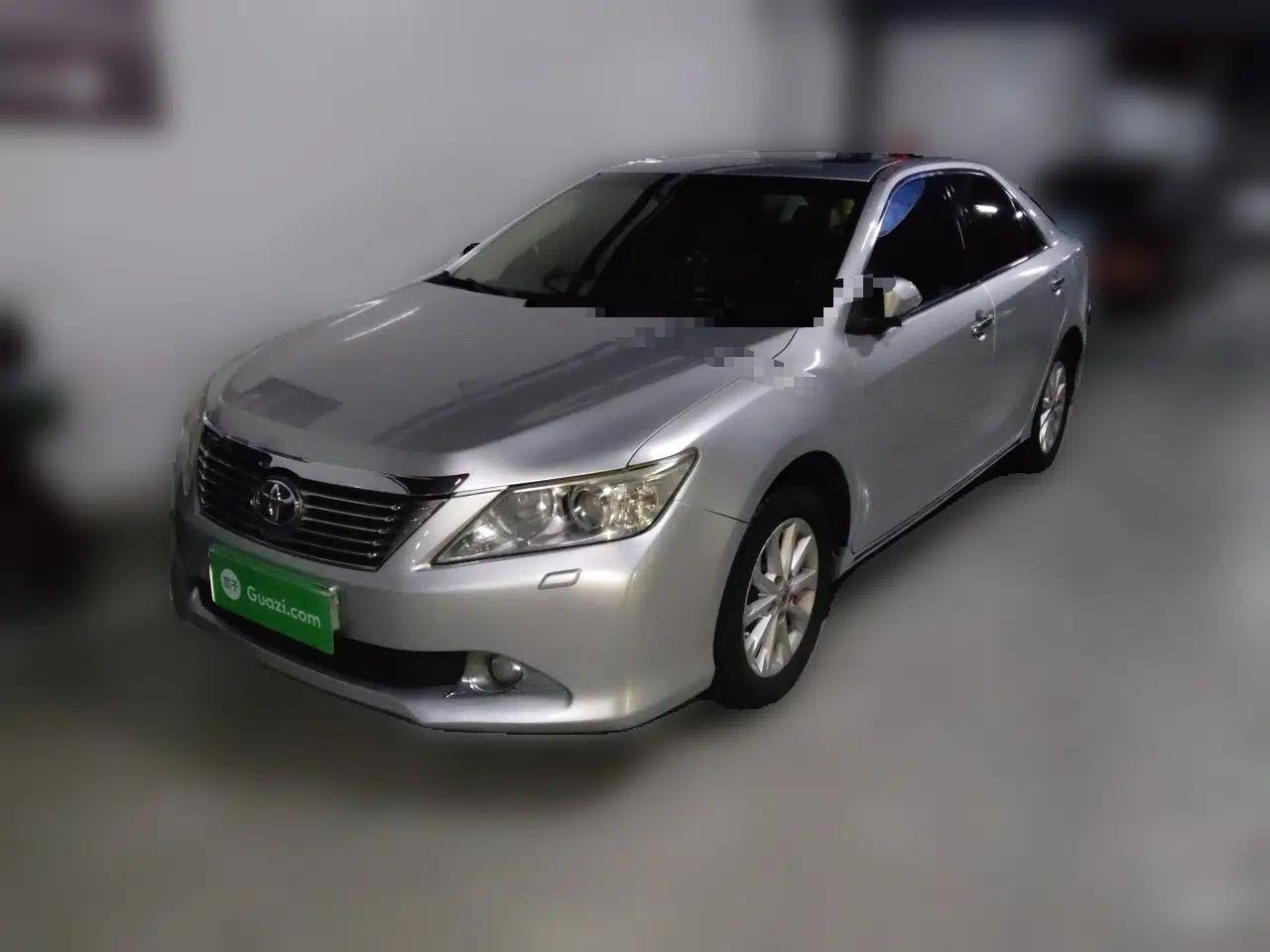 Toyota Camry 2012 2.5G Luxury Edition — миниатюра 1