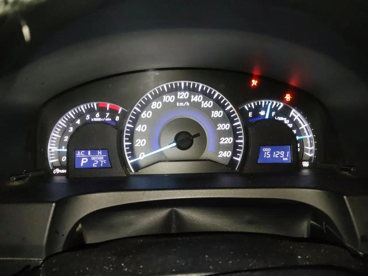 Toyota Camry 2012 2.5G Luxury Edition — миниатюра 11