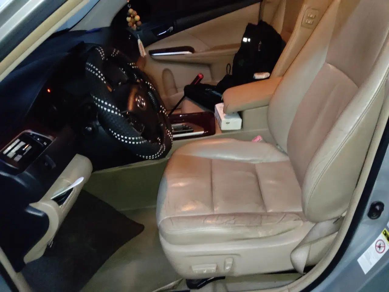 Toyota Camry 2012 2.5G Luxury Edition — миниатюра 15
