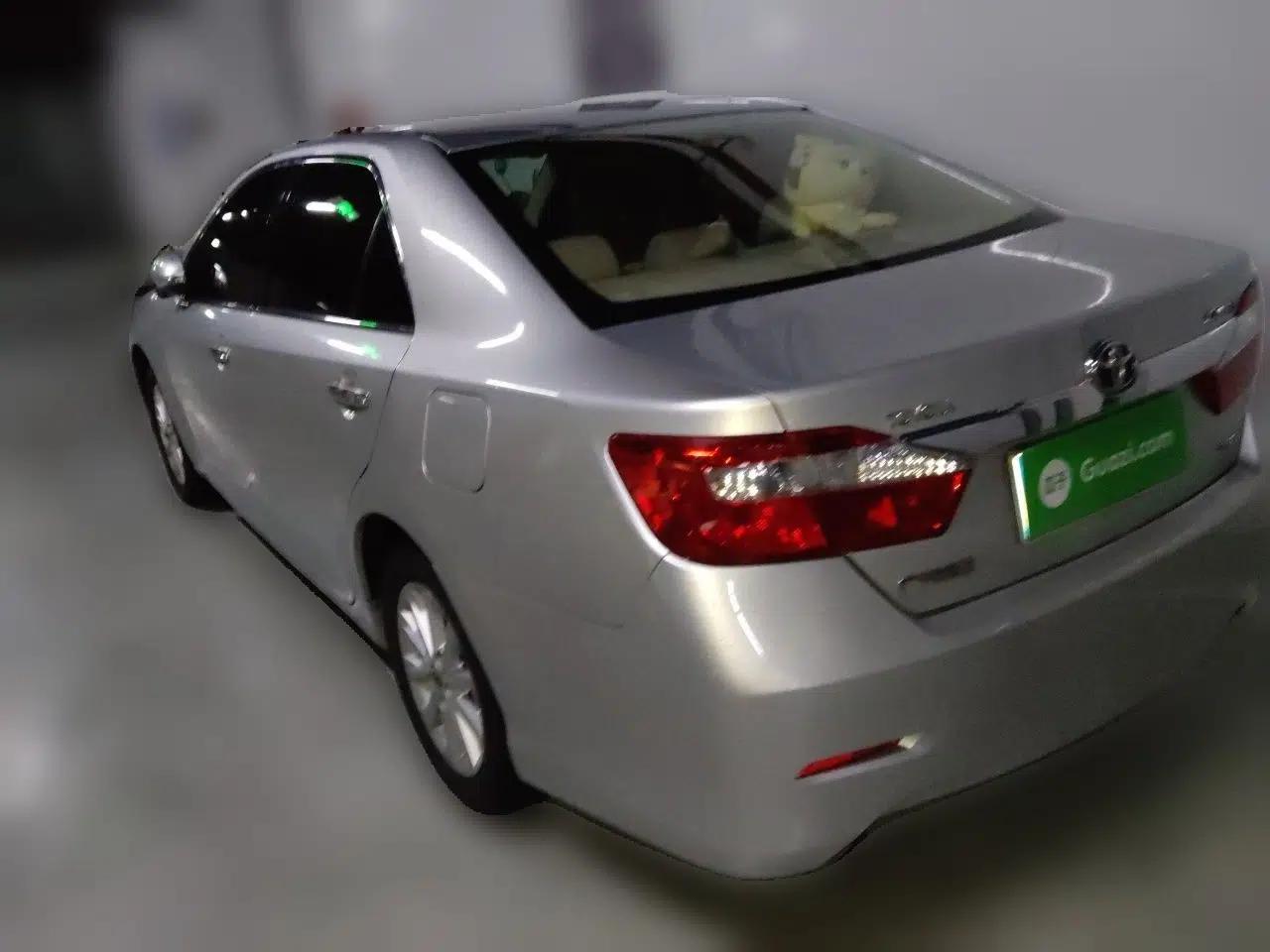 Toyota Camry 2012 2.5G Luxury Edition — миниатюра 4