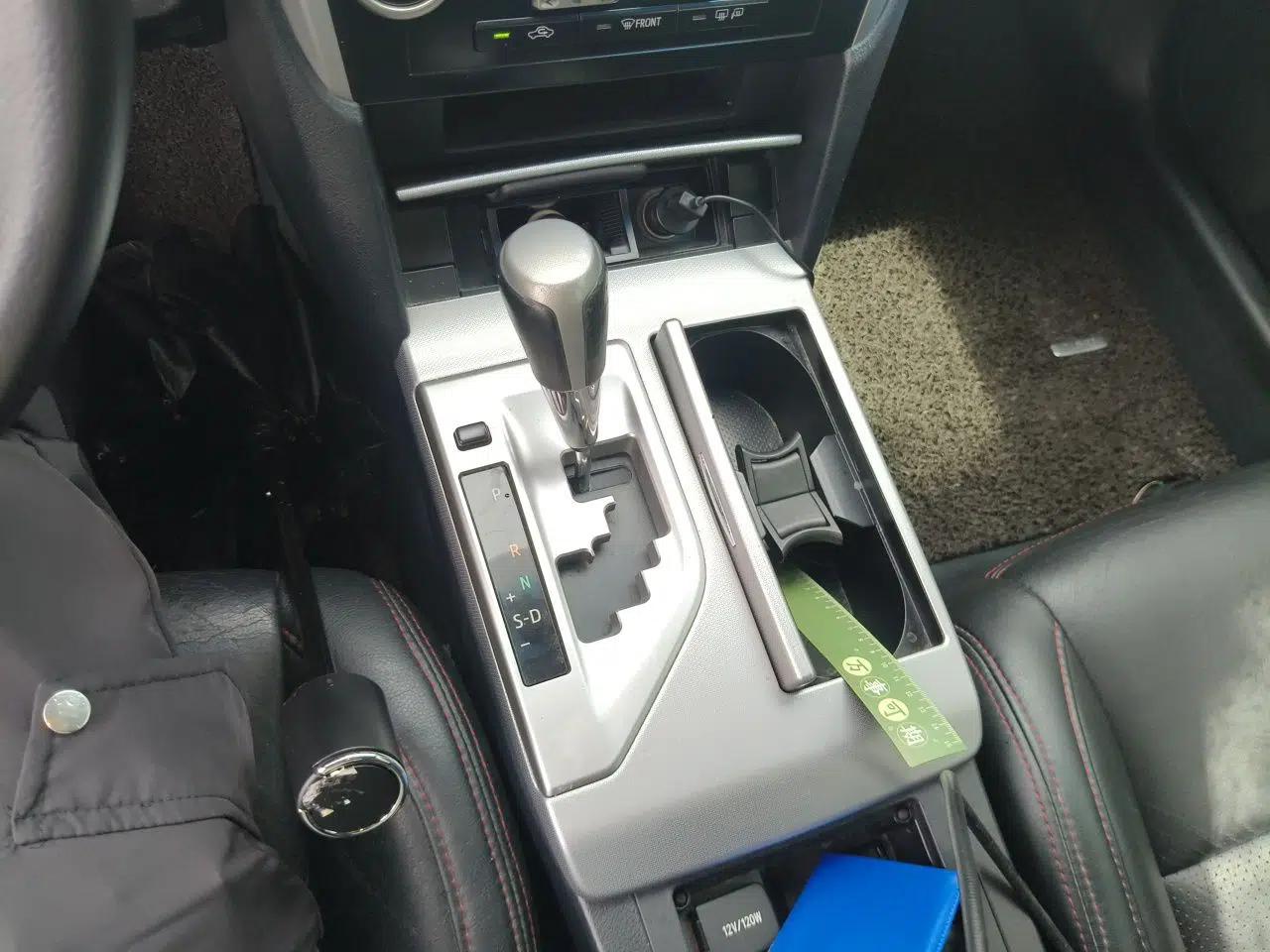 Toyota Camry 2012 Junrui 2.0S Radiant Edition — миниатюра 14
