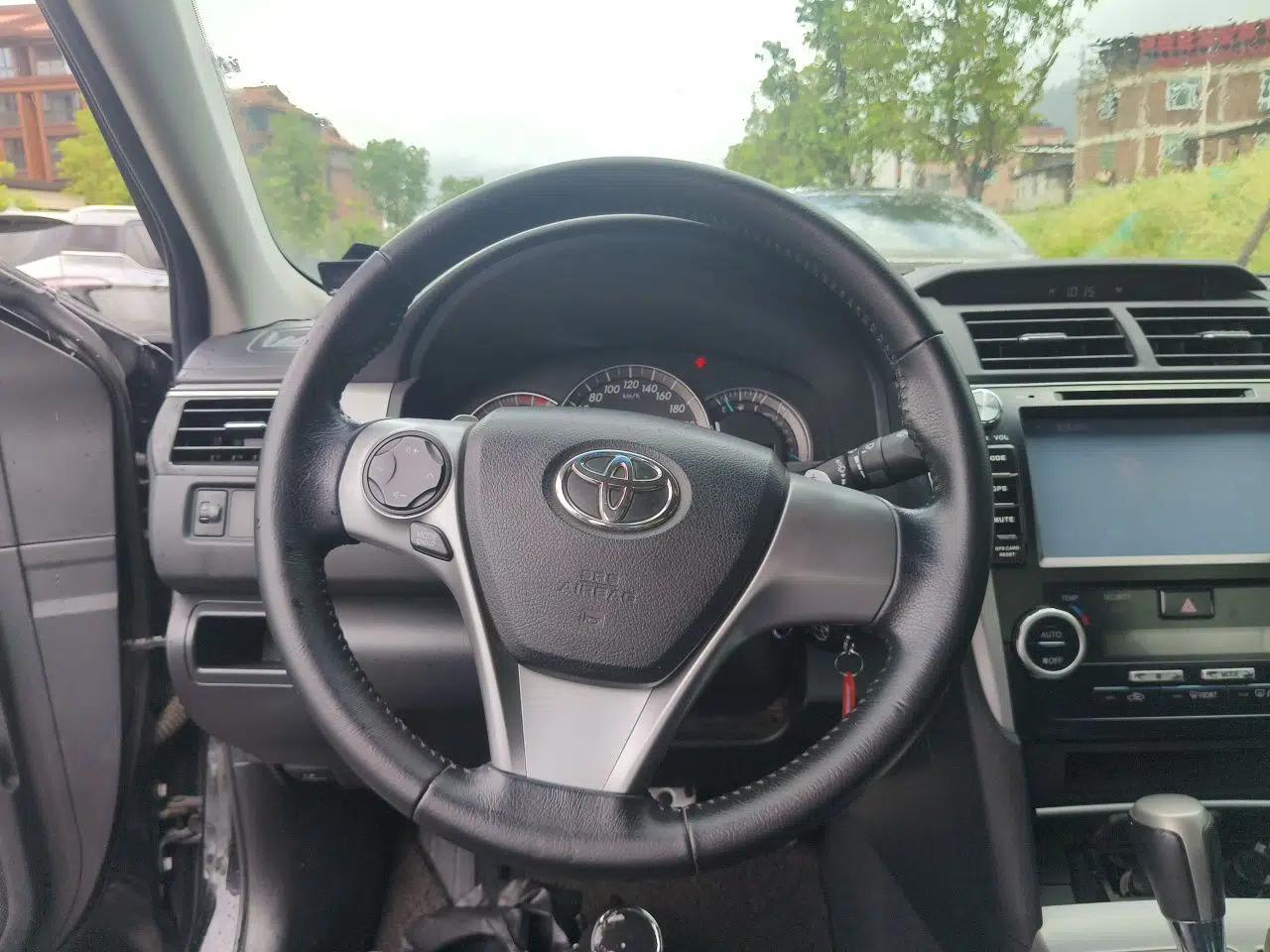 Toyota Camry 2012 Junrui 2.0S Radiant Edition — миниатюра 10
