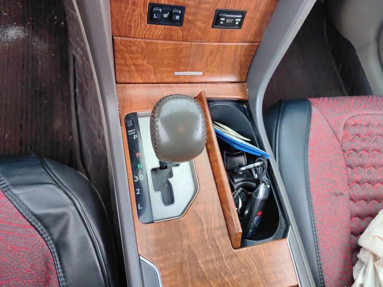 Toyota Camry 2012 200G Classic Luxury Edition — миниатюра 14