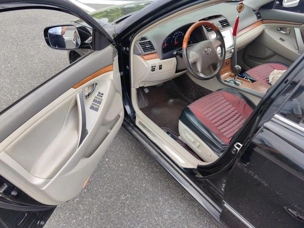 Toyota Camry 2012 200G Classic Luxury Edition — миниатюра 16
