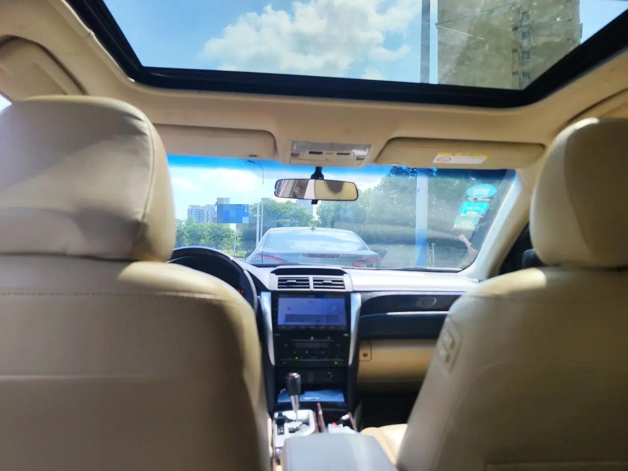 Toyota Camry 2015 2.0G Premier Edition — миниатюра 18