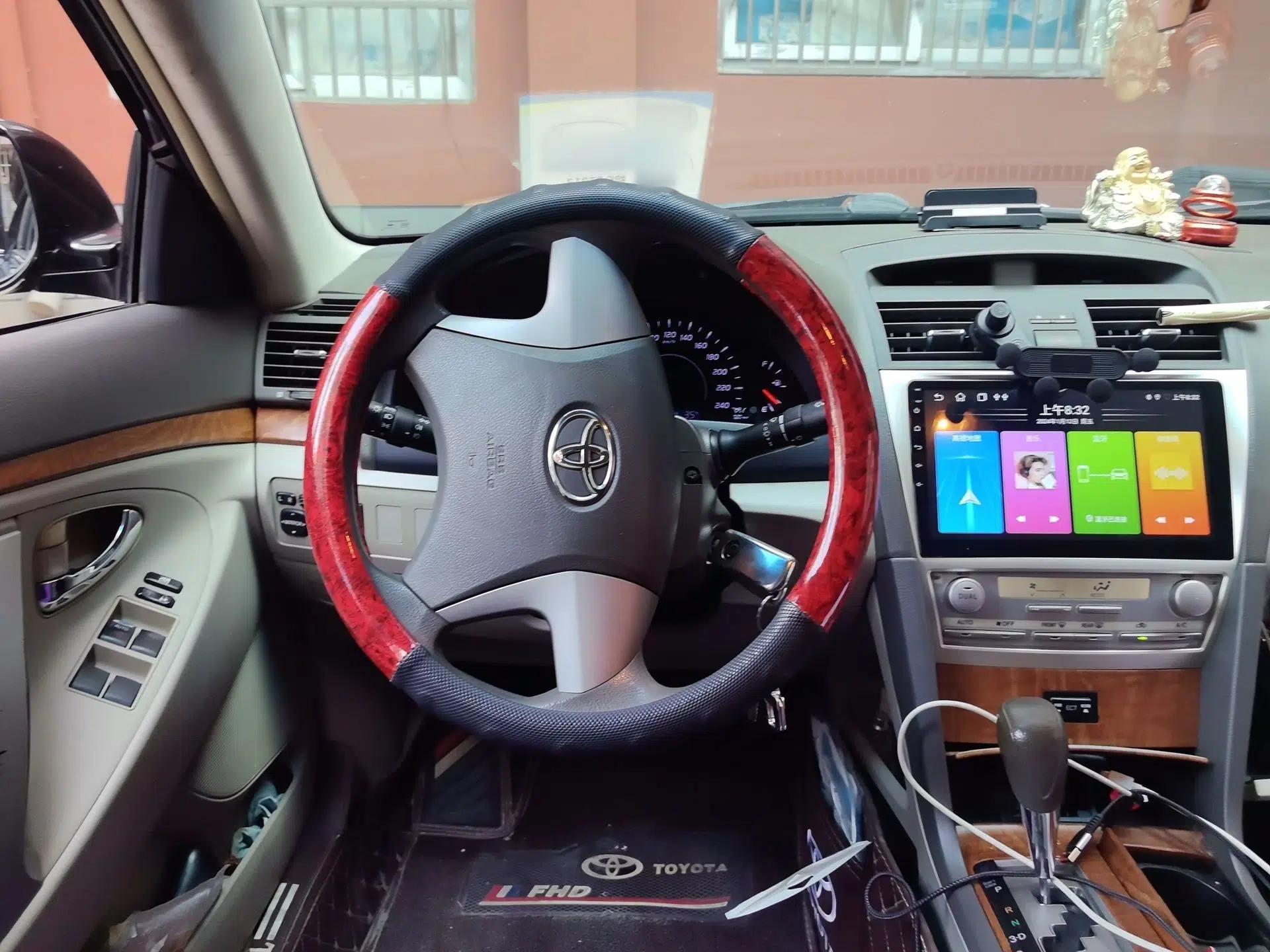 Toyota Camry 2011 200E Elite Sunroof Edition — миниатюра 10