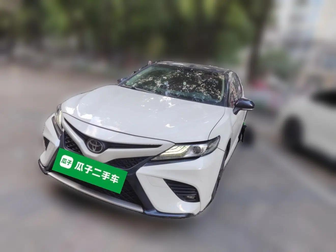 Toyota Camry 2018 2.5S Fēngshàng Edition — миниатюра 1