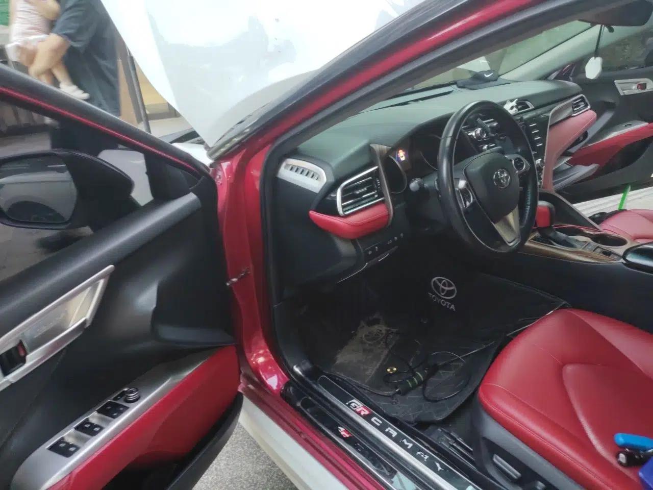 Toyota Camry 2018 2.5S Fēngshàng Edition — миниатюра 16