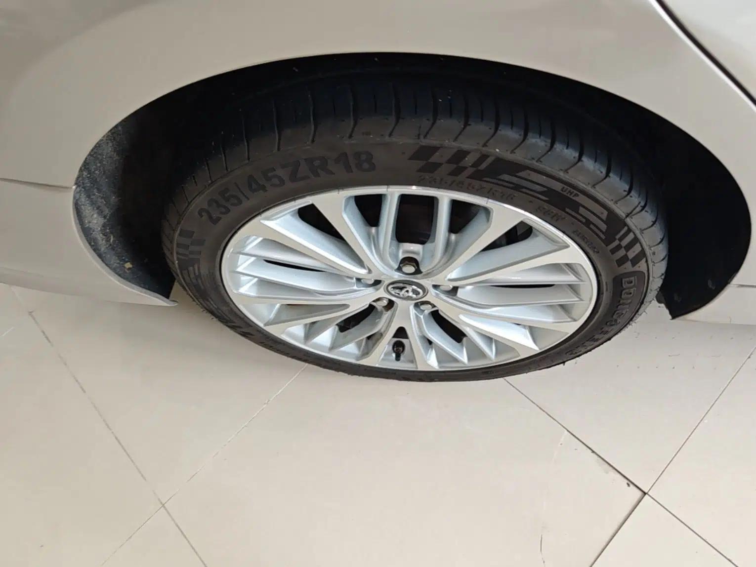 Toyota Camry 2018 2.5G Luxury Edition — миниатюра 11