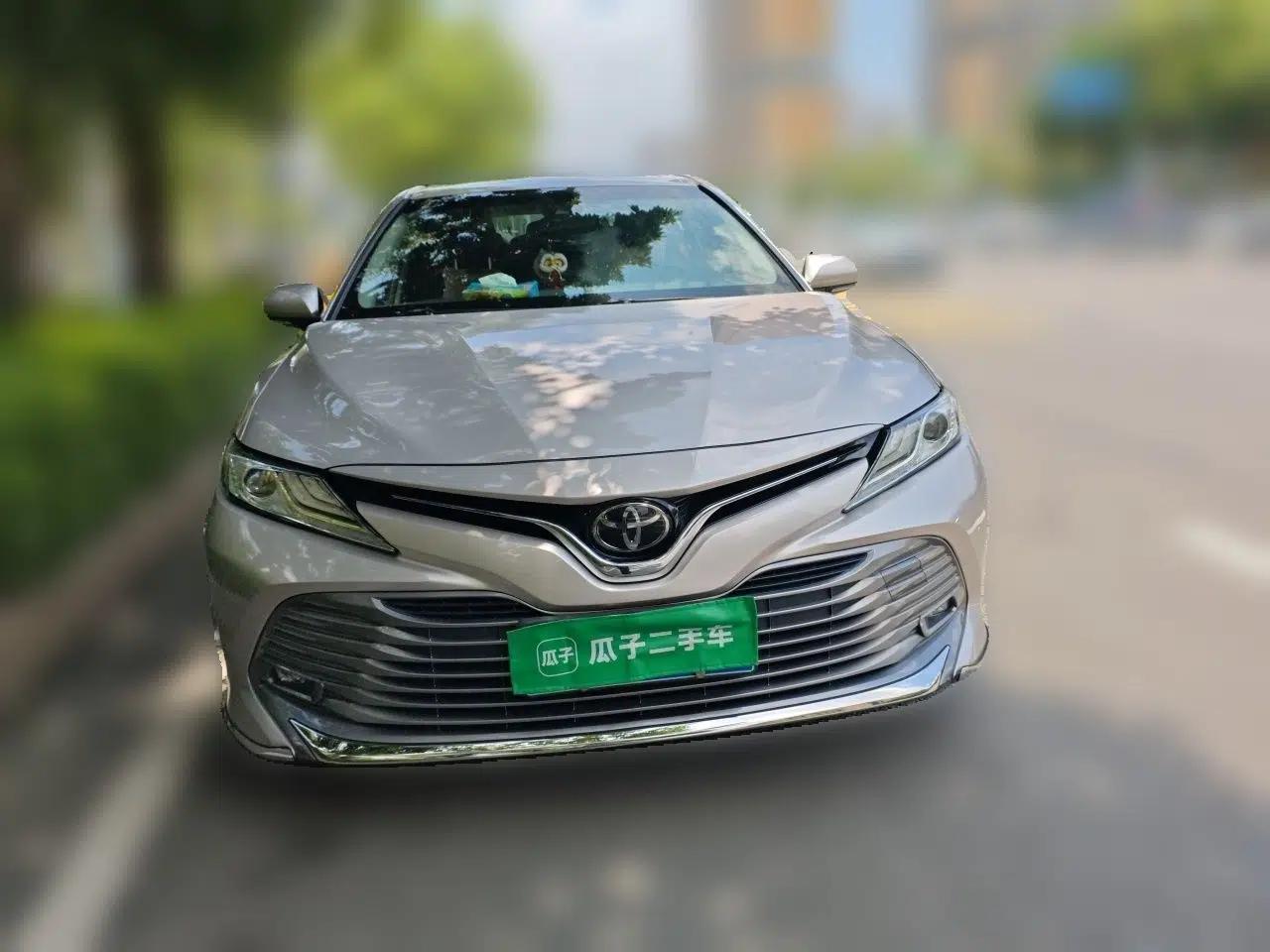 Toyota Camry 2018 2.0G Luxury Edition — миниатюра 2