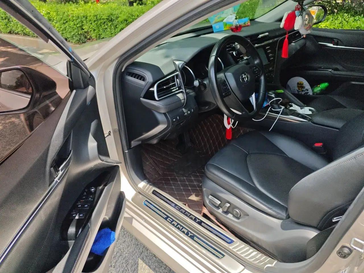 Toyota Camry 2018 2.0G Luxury Edition — миниатюра 16