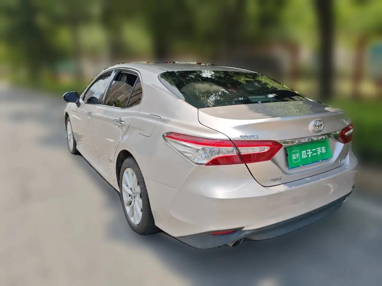 Toyota Camry 2018 2.0G Luxury Edition — миниатюра 4