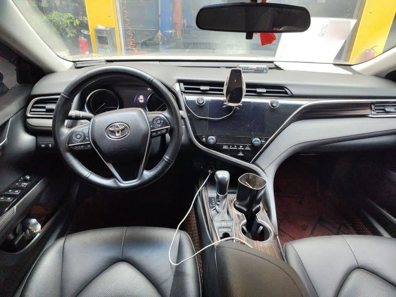 Toyota Camry 2019 Revised Version 2.5G Luxury Edition — миниатюра 9