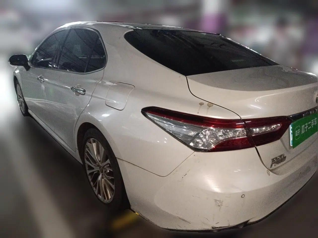 Toyota Camry 2018 2.5G Luxury Edition — миниатюра 4