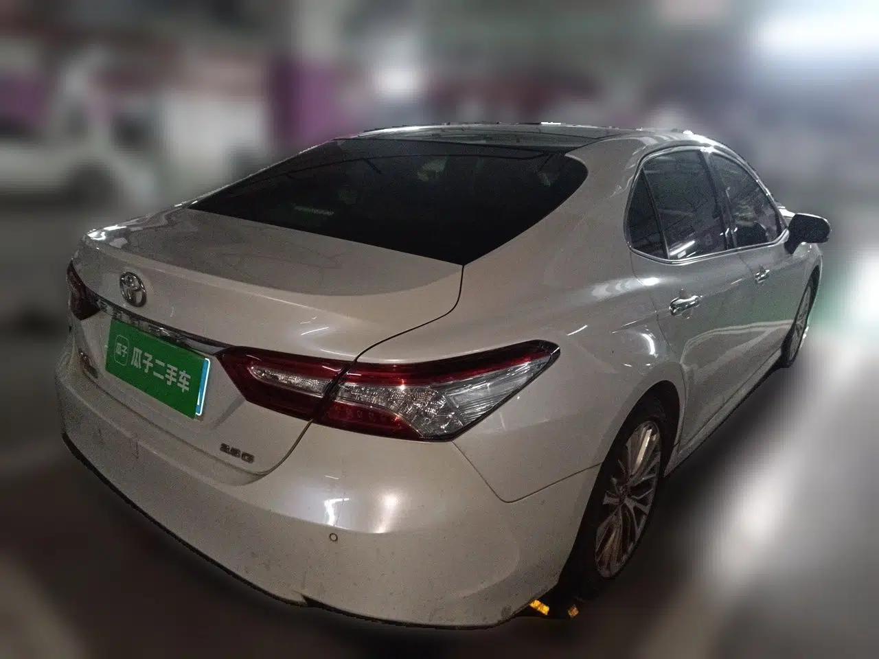 Toyota Camry 2018 2.5G Luxury Edition — миниатюра 6